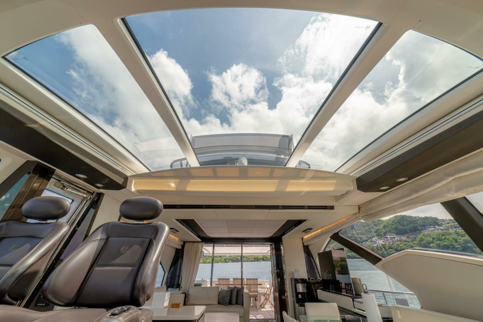 2017 Azimut 77S - Photo 25