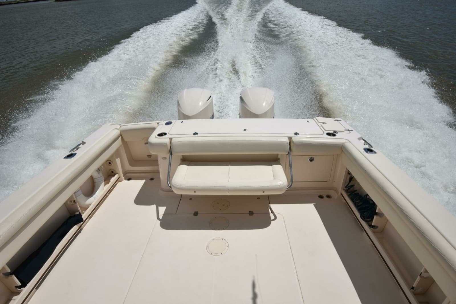 2016 Grady-White 330 Express - Photo 24