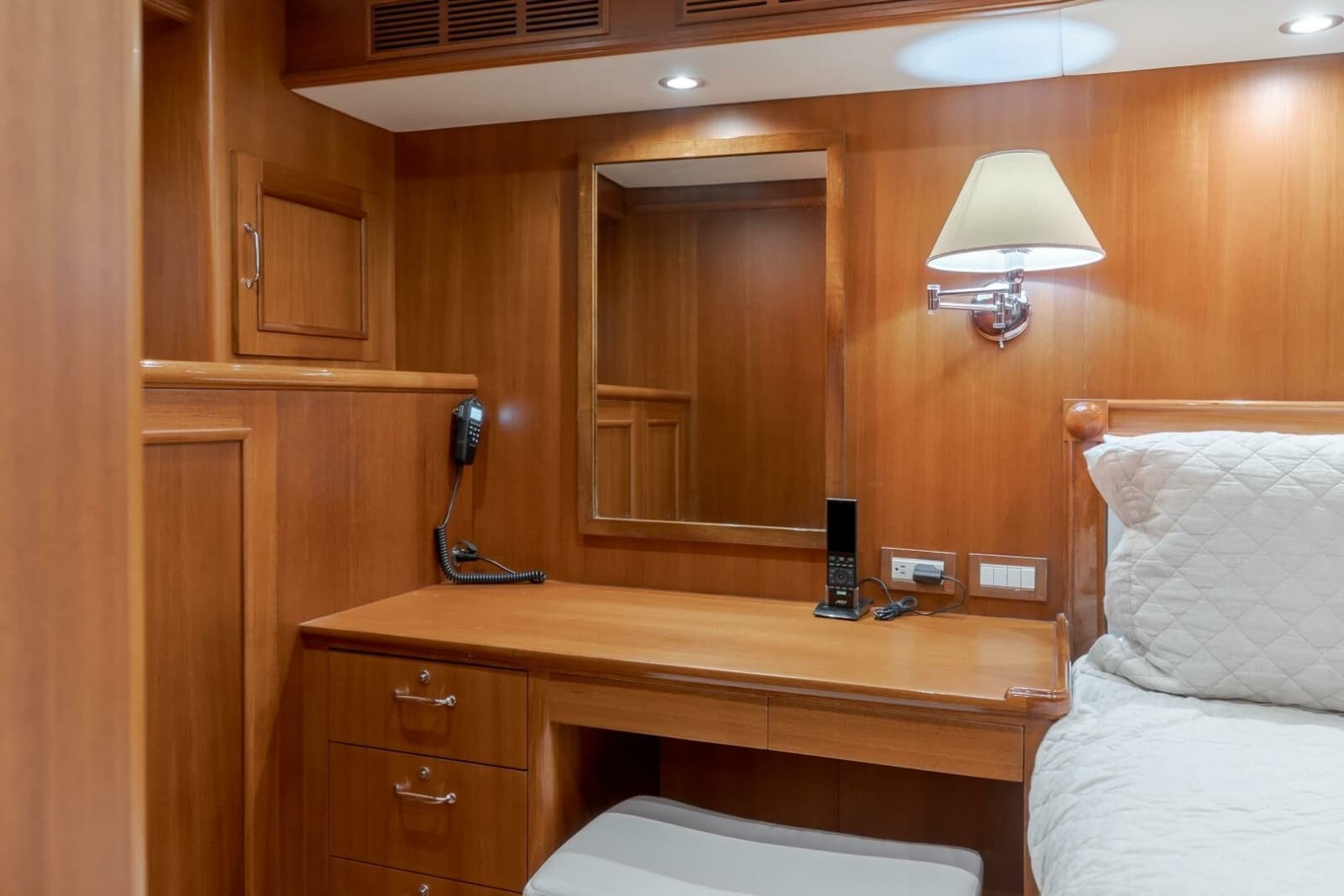 2008 Grand Banks 59 Aleutian RP - Photo 18