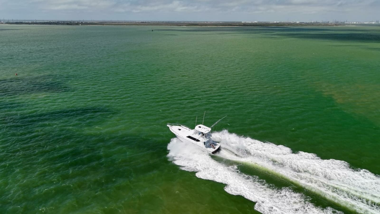 2002 Hatteras 50 Convertible - Photo 45