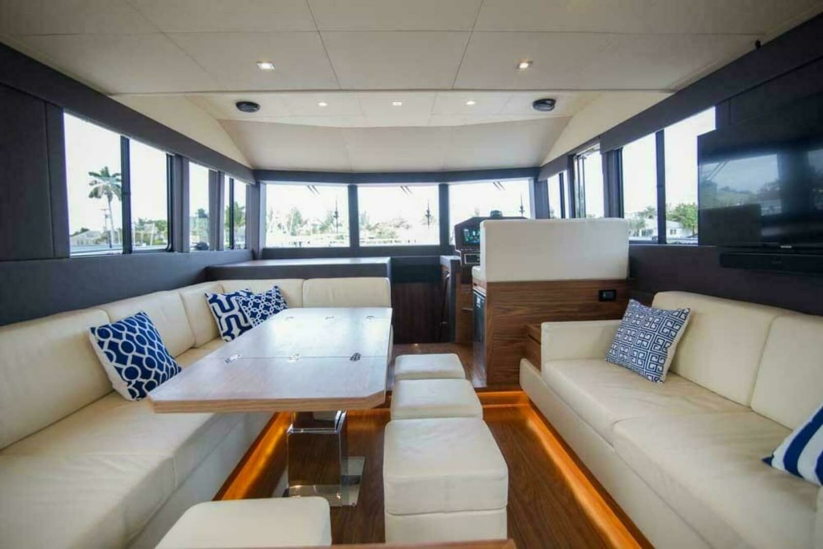 2019 Sundeck Yachts 580 Sport - Photo 31