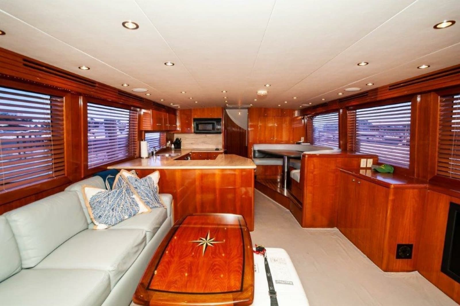 2002 Hatteras 65 Enclosed Bridge - Photo 2