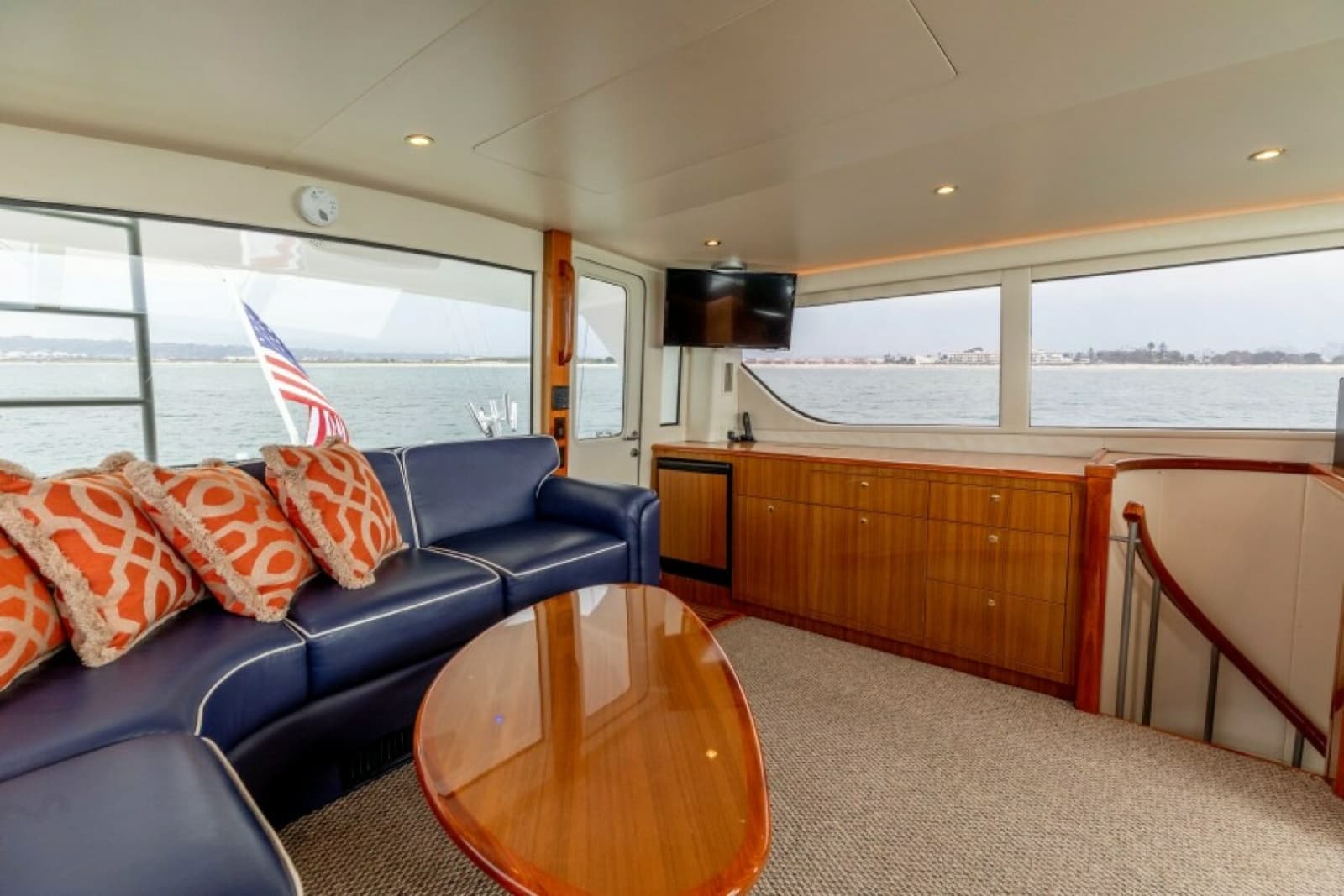 2006 Viking 74 Enclosed Bridge - Photo 49