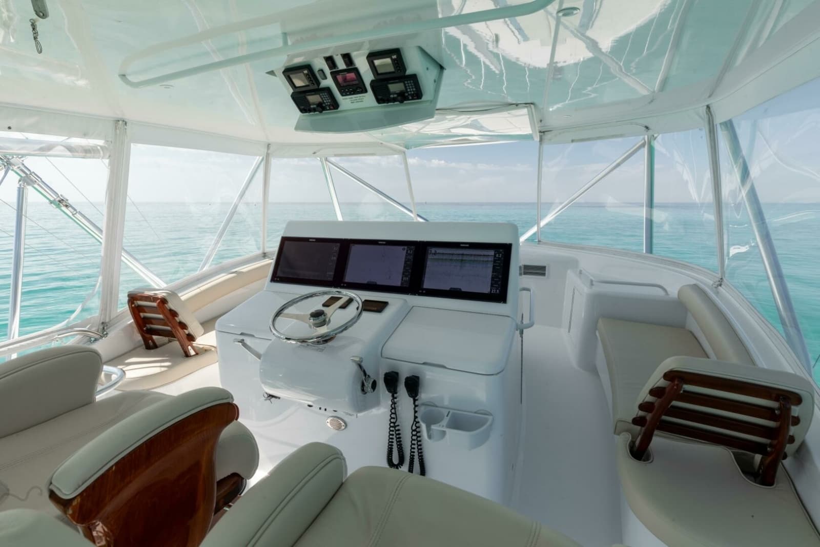 2016 Hatteras GT60 - Photo 46