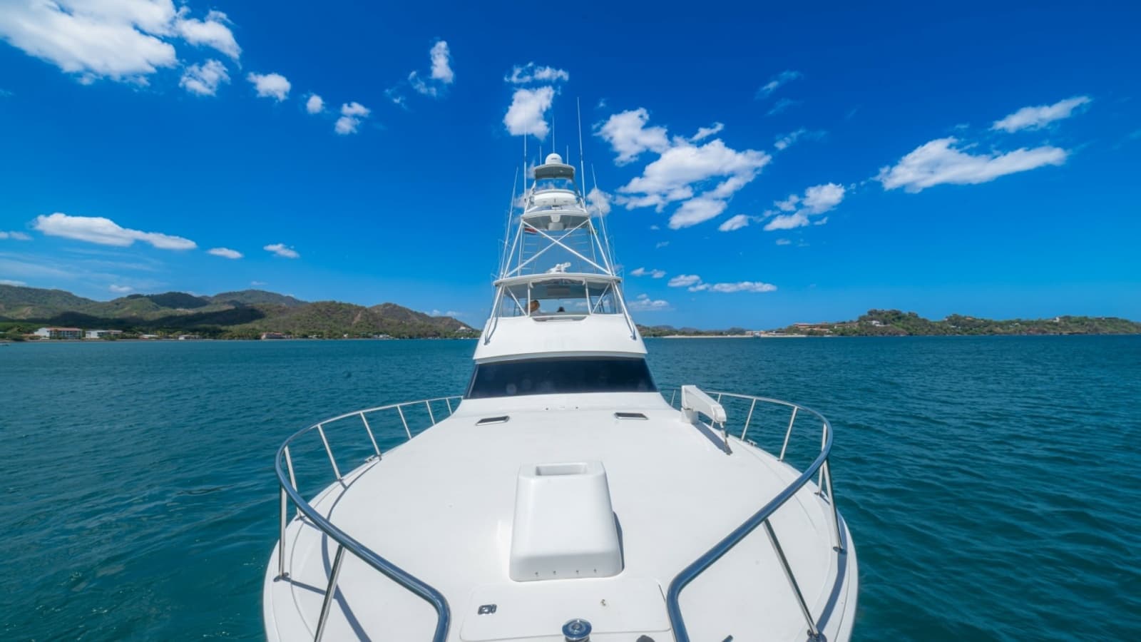 2005 Viking 61 Convertible - Photo 75