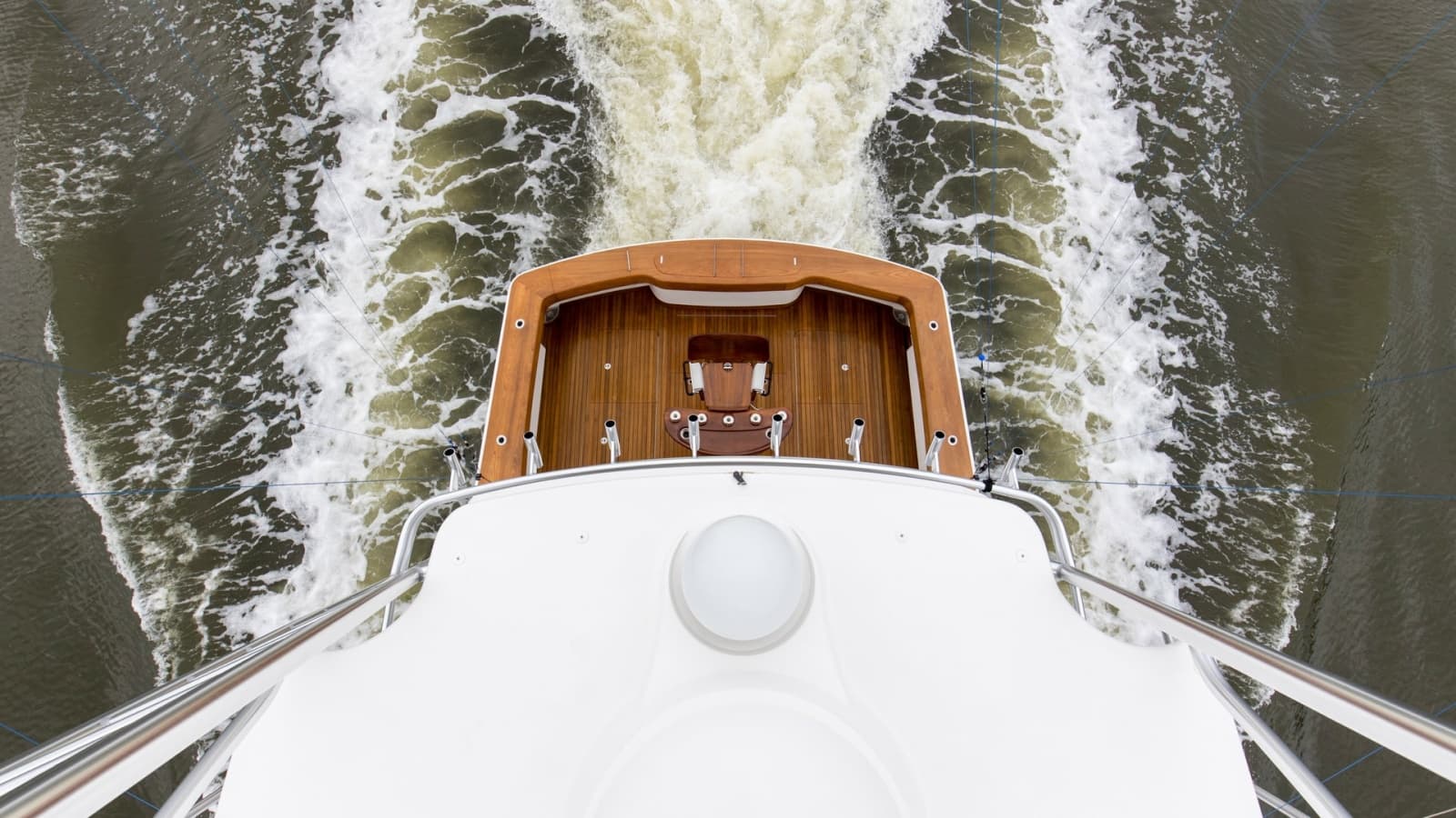 2020 Viking 68 Convertible - Photo 74