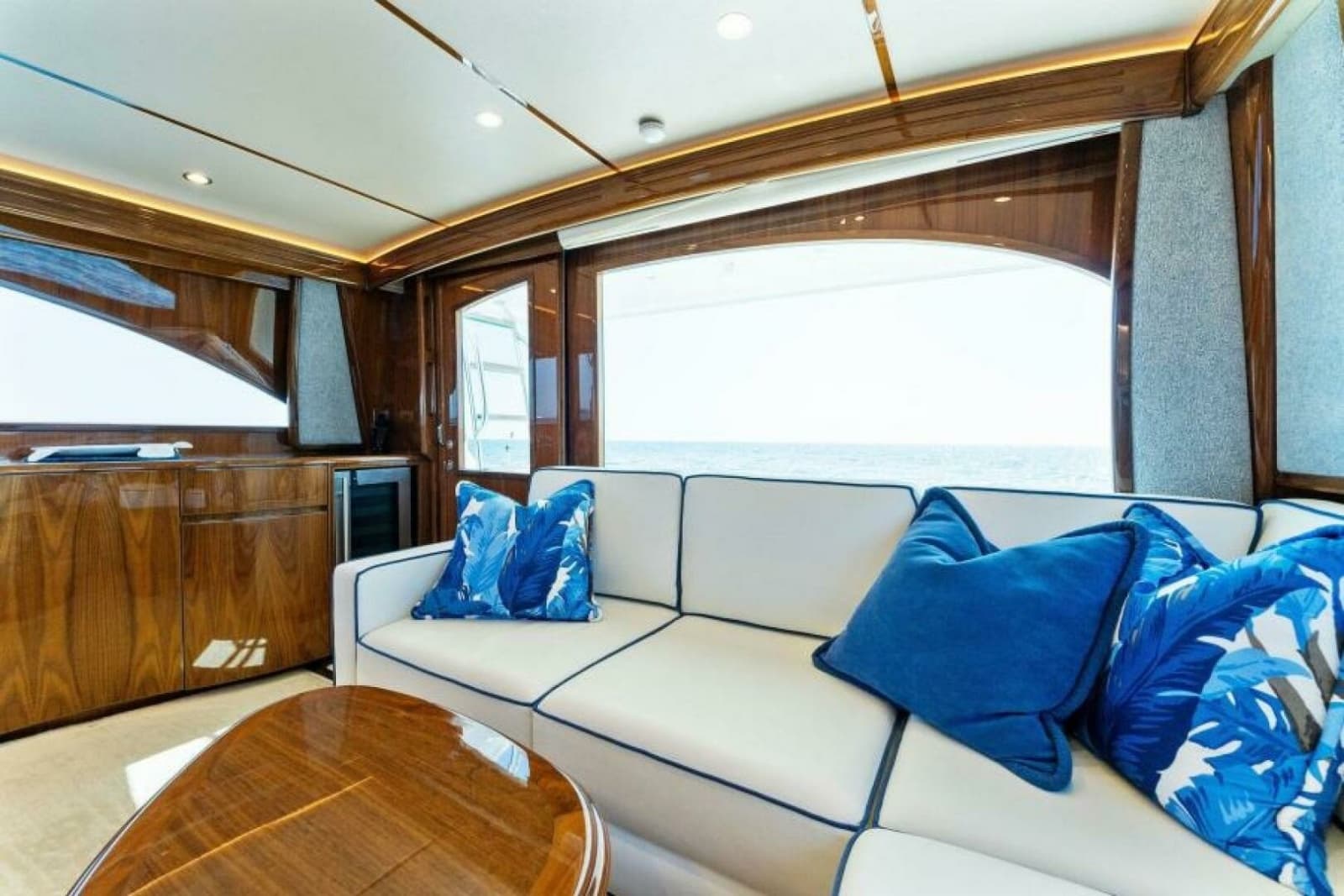2021 Viking 54 Convertible - Photo 30