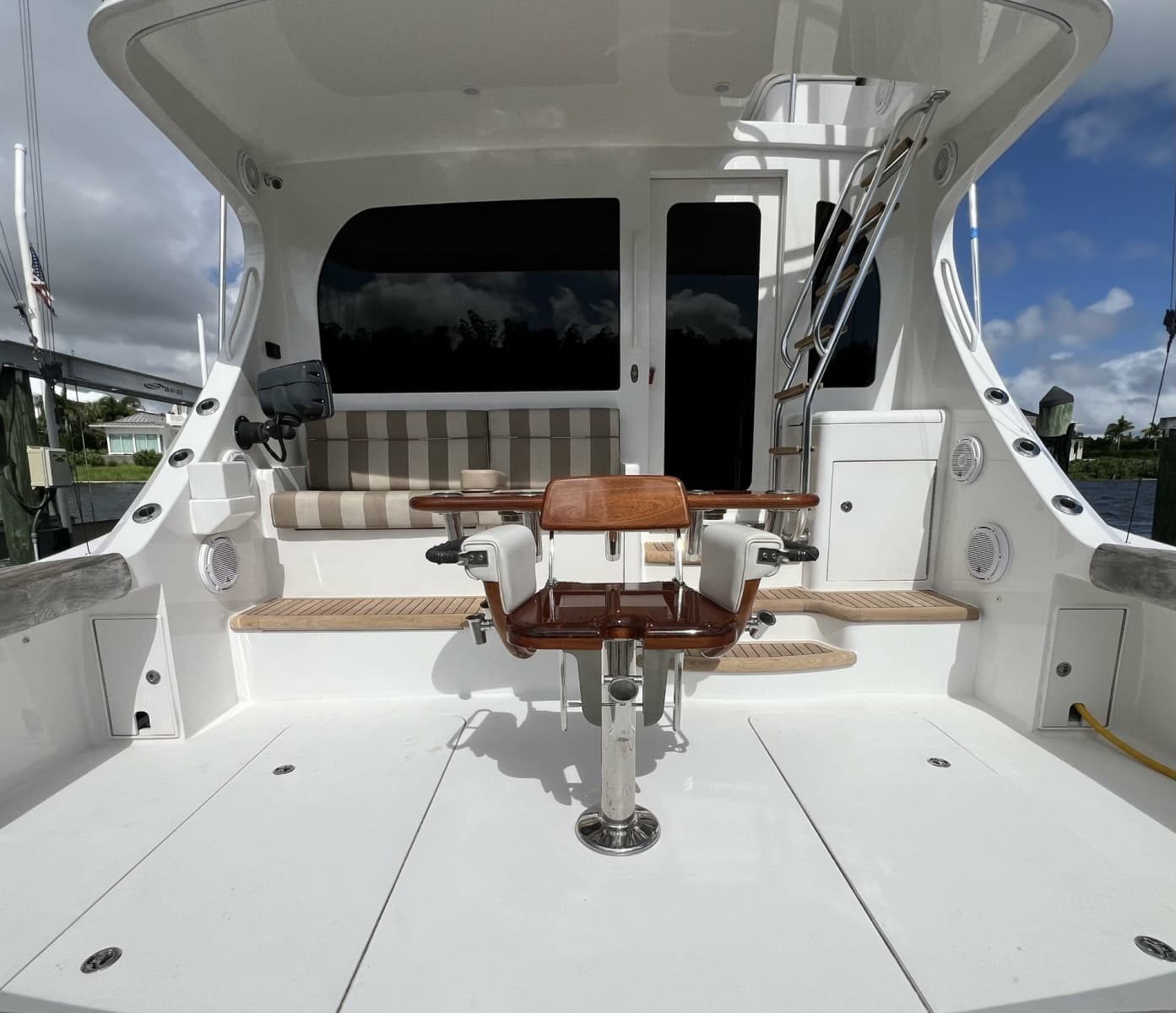 2013 Hatteras GT 54 - Photo 10