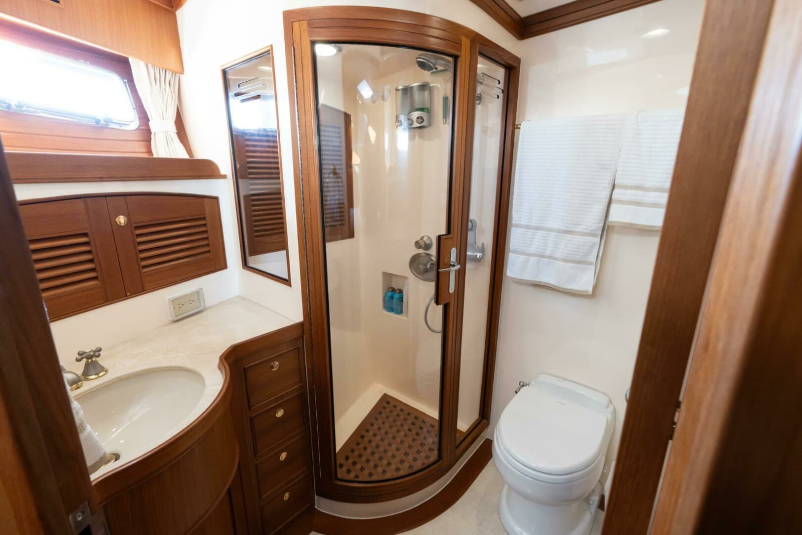 2007 Marlow 72 E-CB - Photo 63