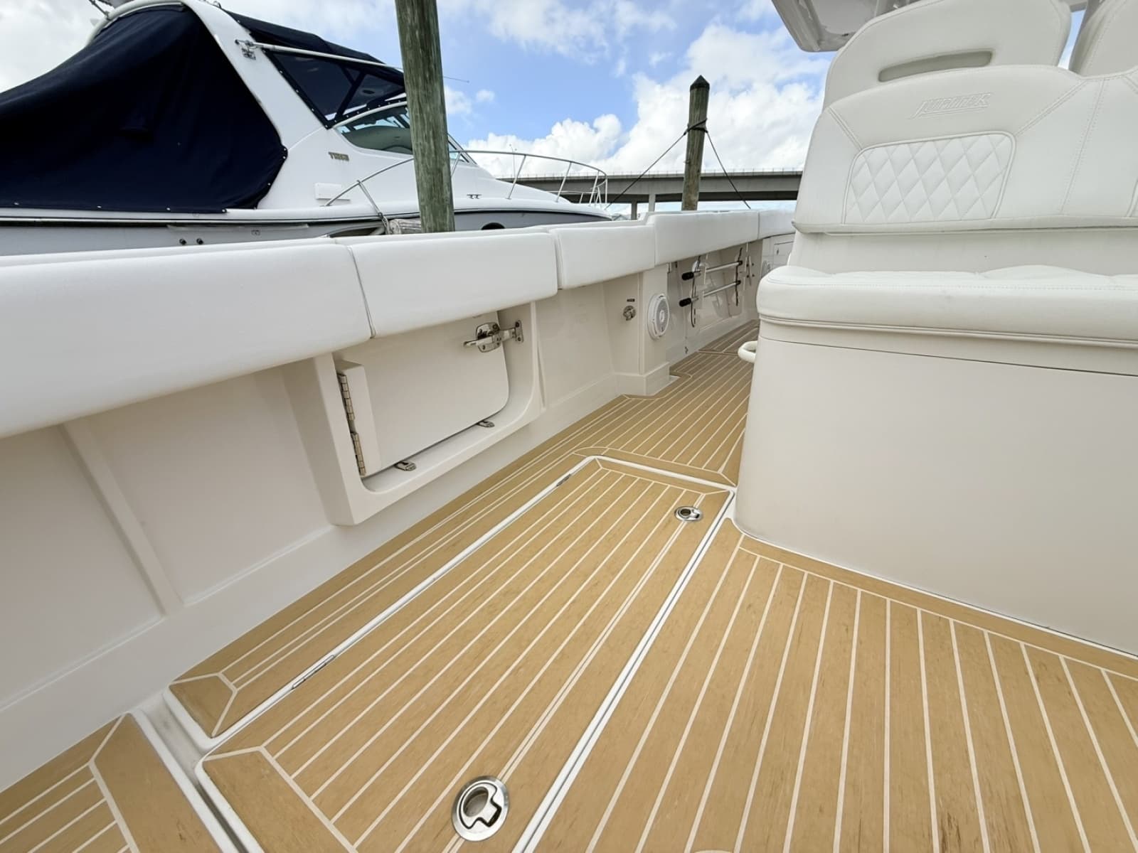 2020 Jupiter 38HFS - Photo 25