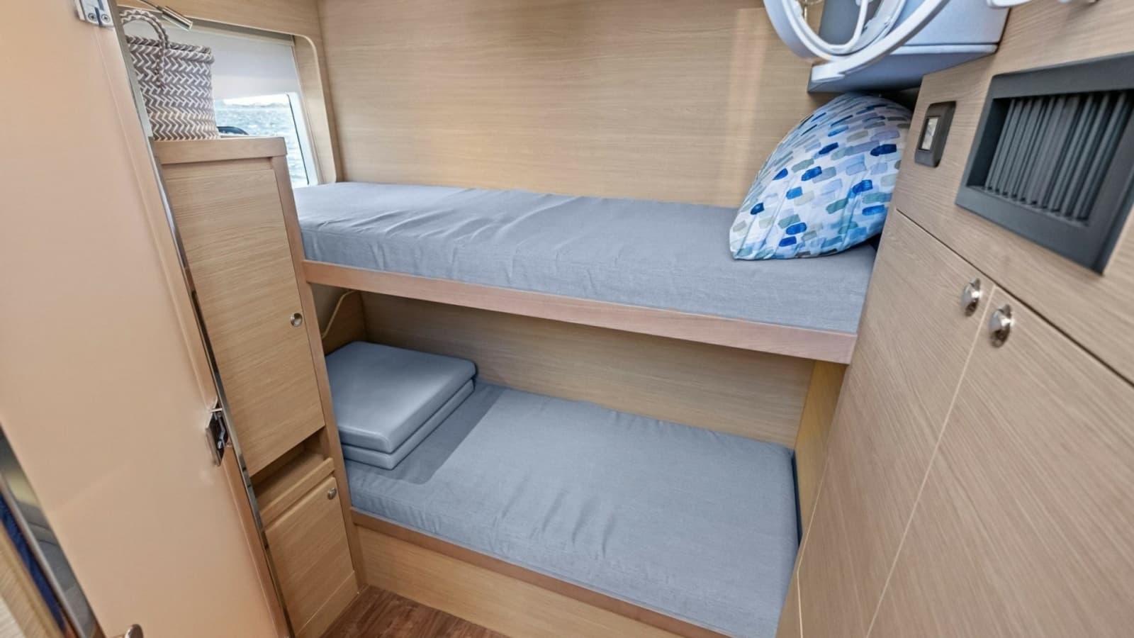 2022 Aquila 54 Yacht - Photo 59