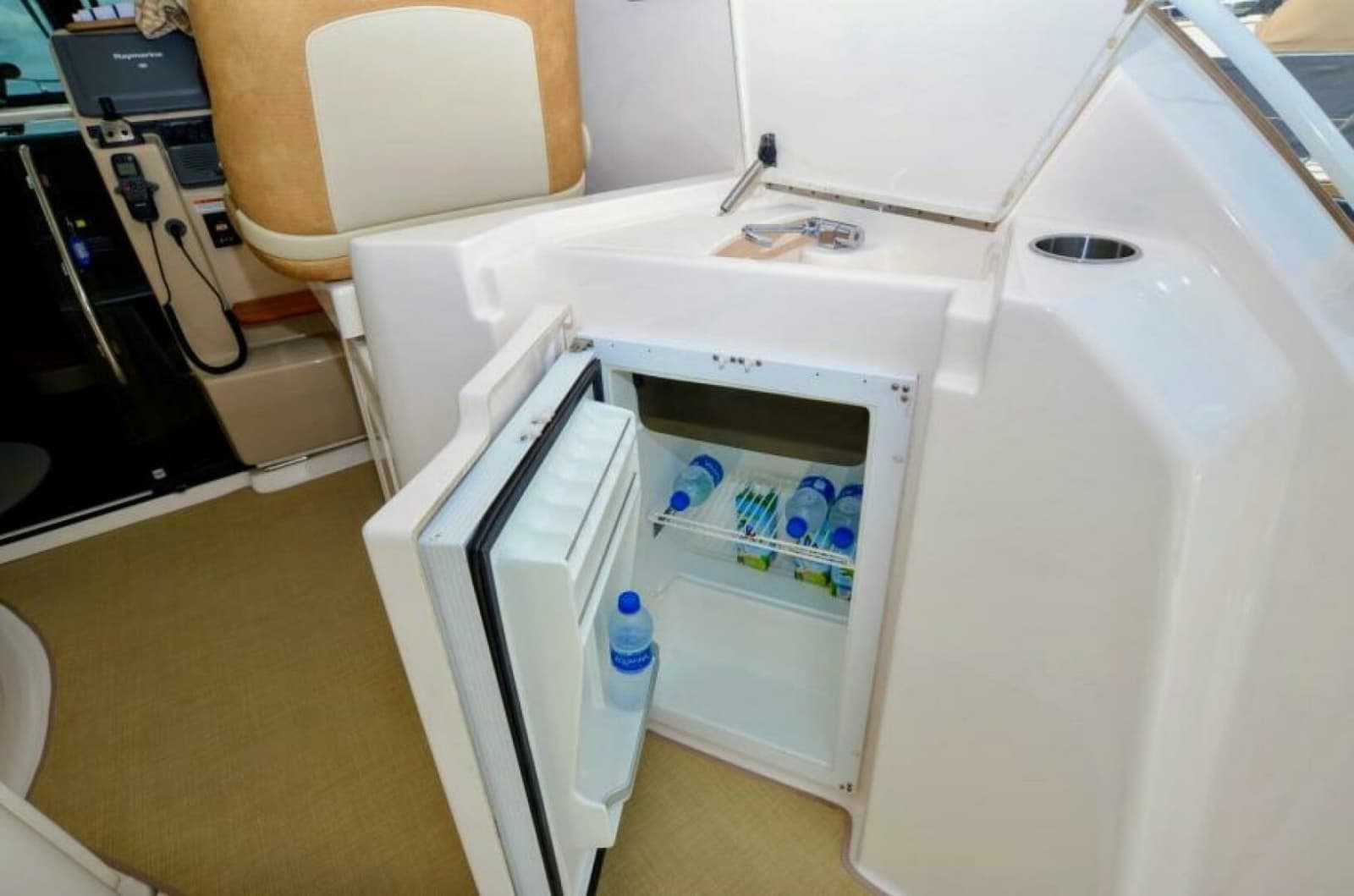2008 Tiara Yachts 3500 Sovran - Photo 30