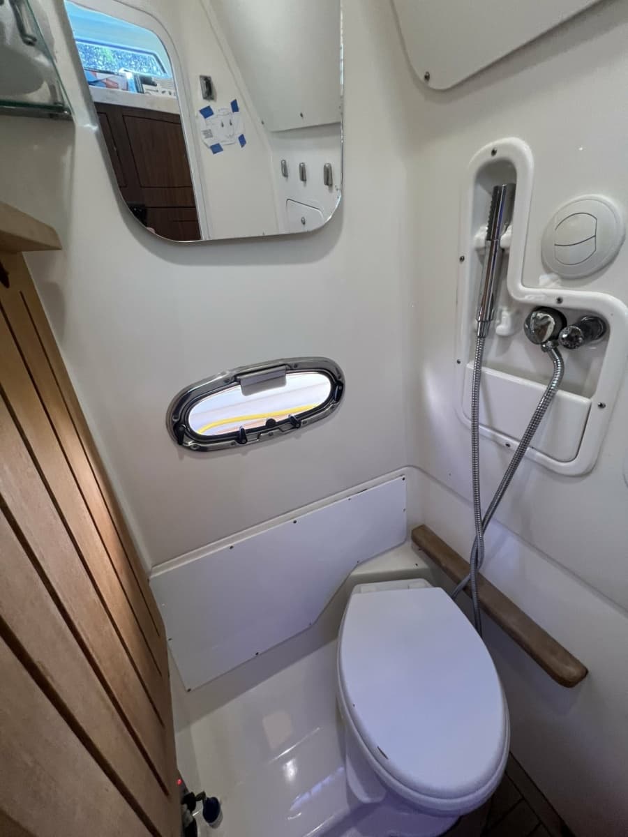 2017 Boston Whaler 380 Outrage - Photo 22