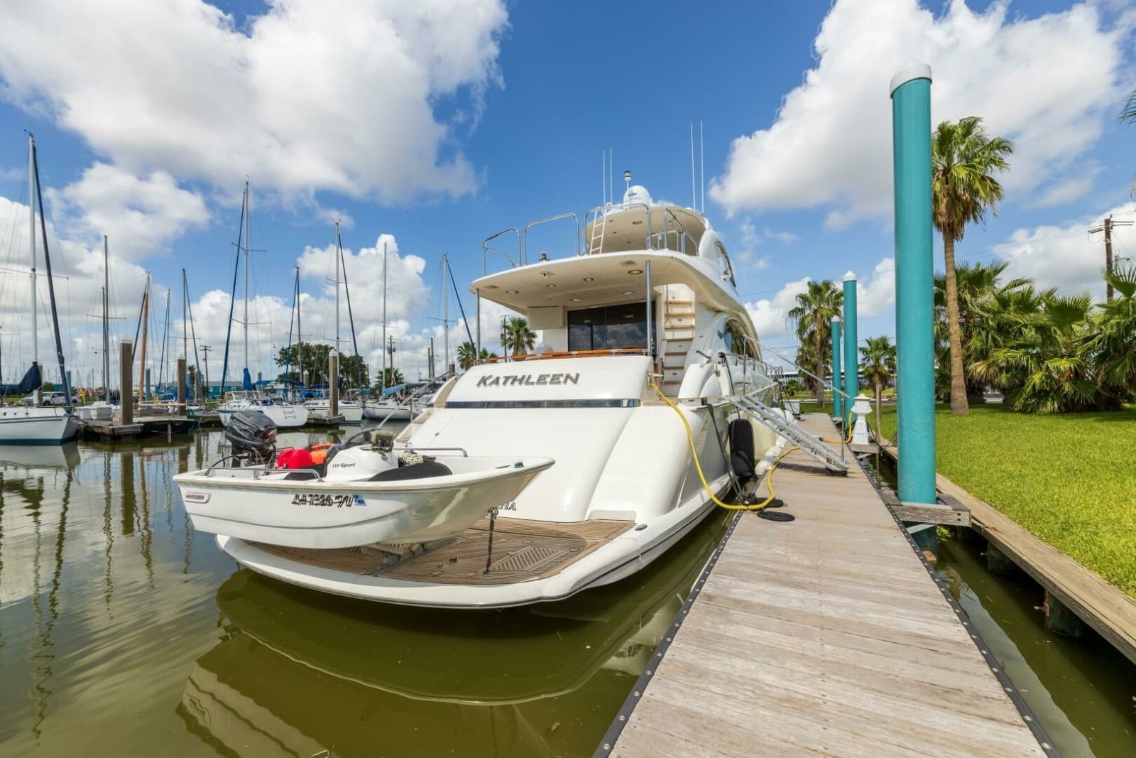 2007 Lazzara Yachts 74 Motor Yacht - Photo 175