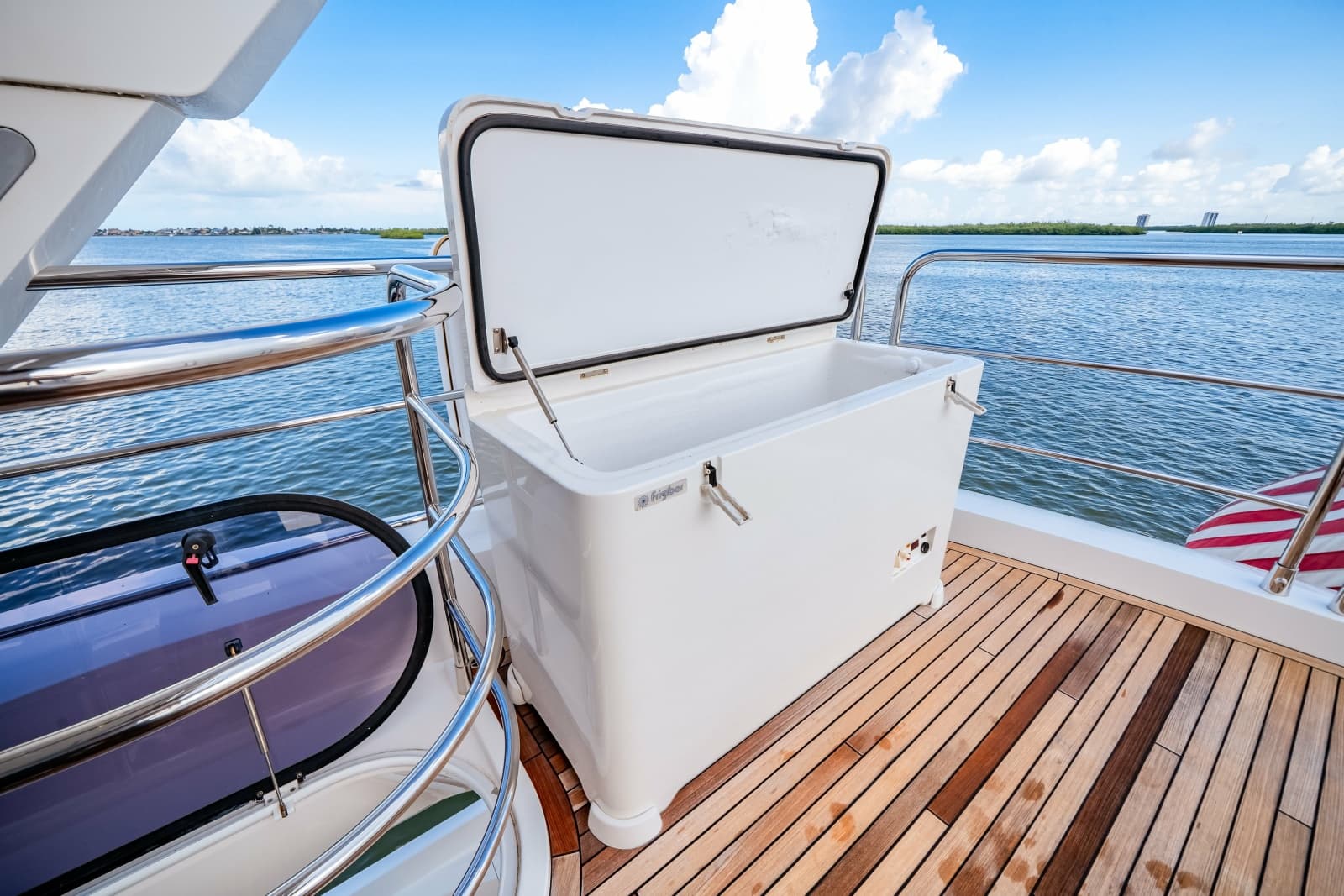 2019 Sunseeker 76 Flybridge - Photo 52