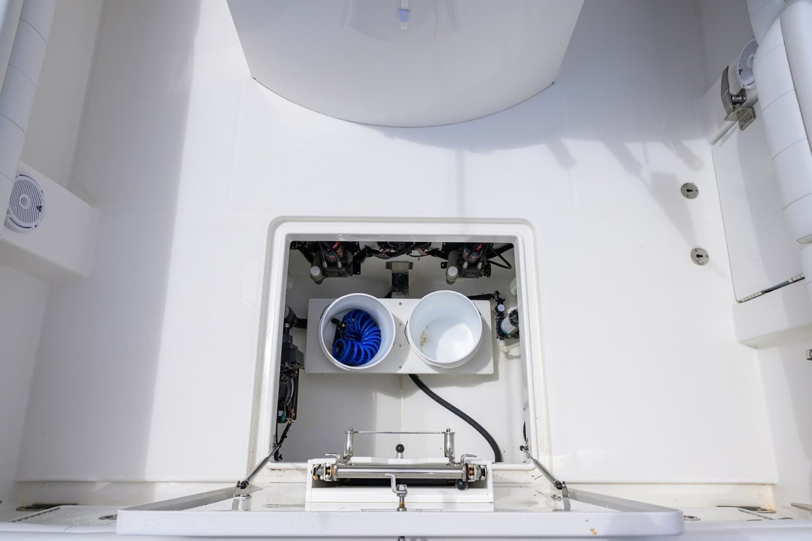 2019 Regulator 31 Center Console - Photo 45