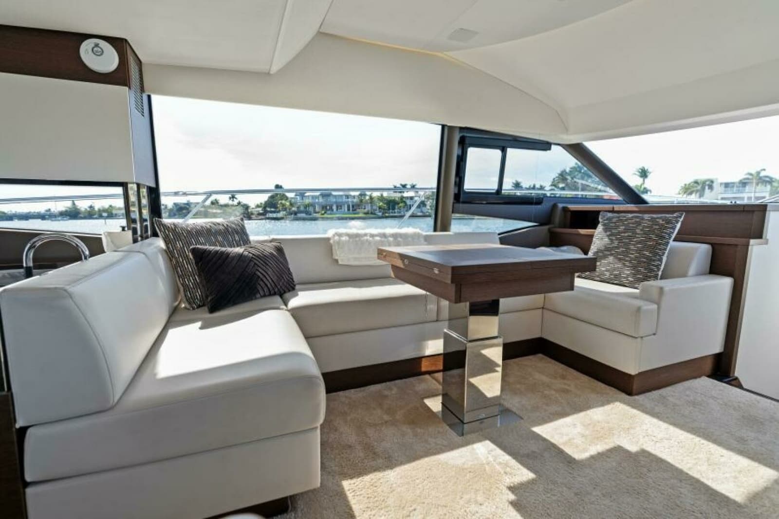 2020 Prestige 520 Flybridge - Photo 15