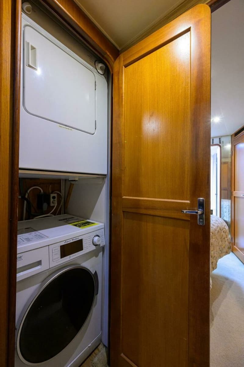 2001 Ocean Yachts 56 Super Sport - Photo 56