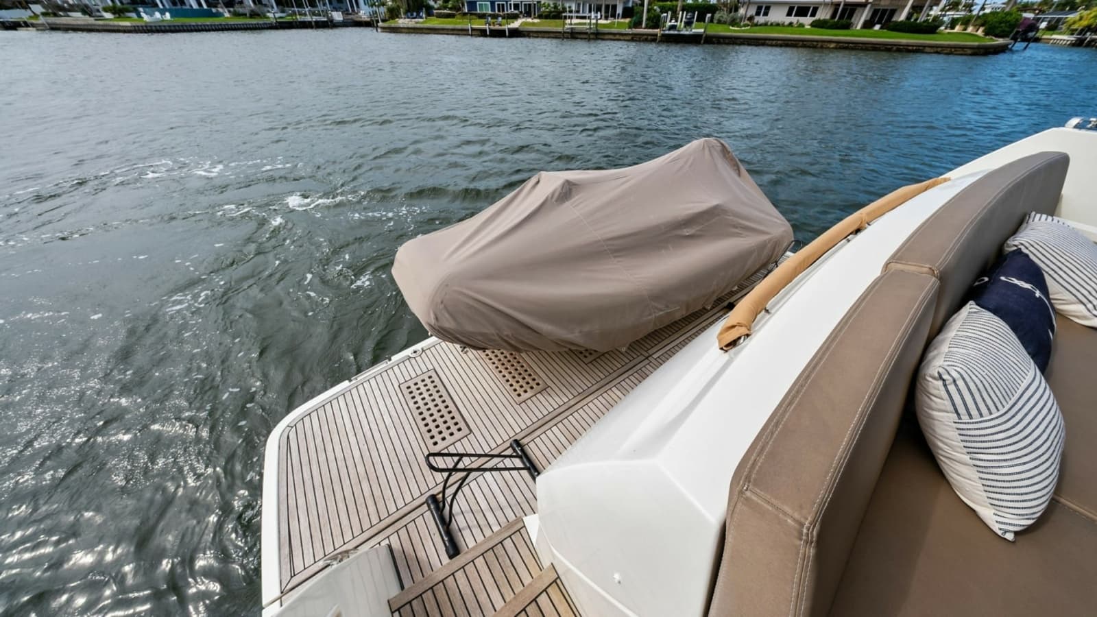 2015 Prestige 550 - Photo 12