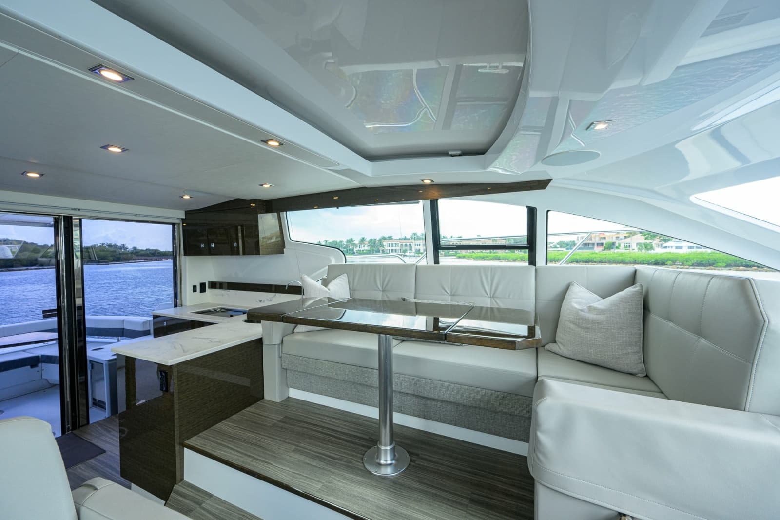 2020 Cruisers 46 Cantius - Photo 14