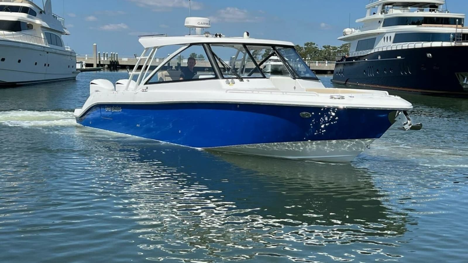 2019 Everglades 340 Dual Console - Photo 30