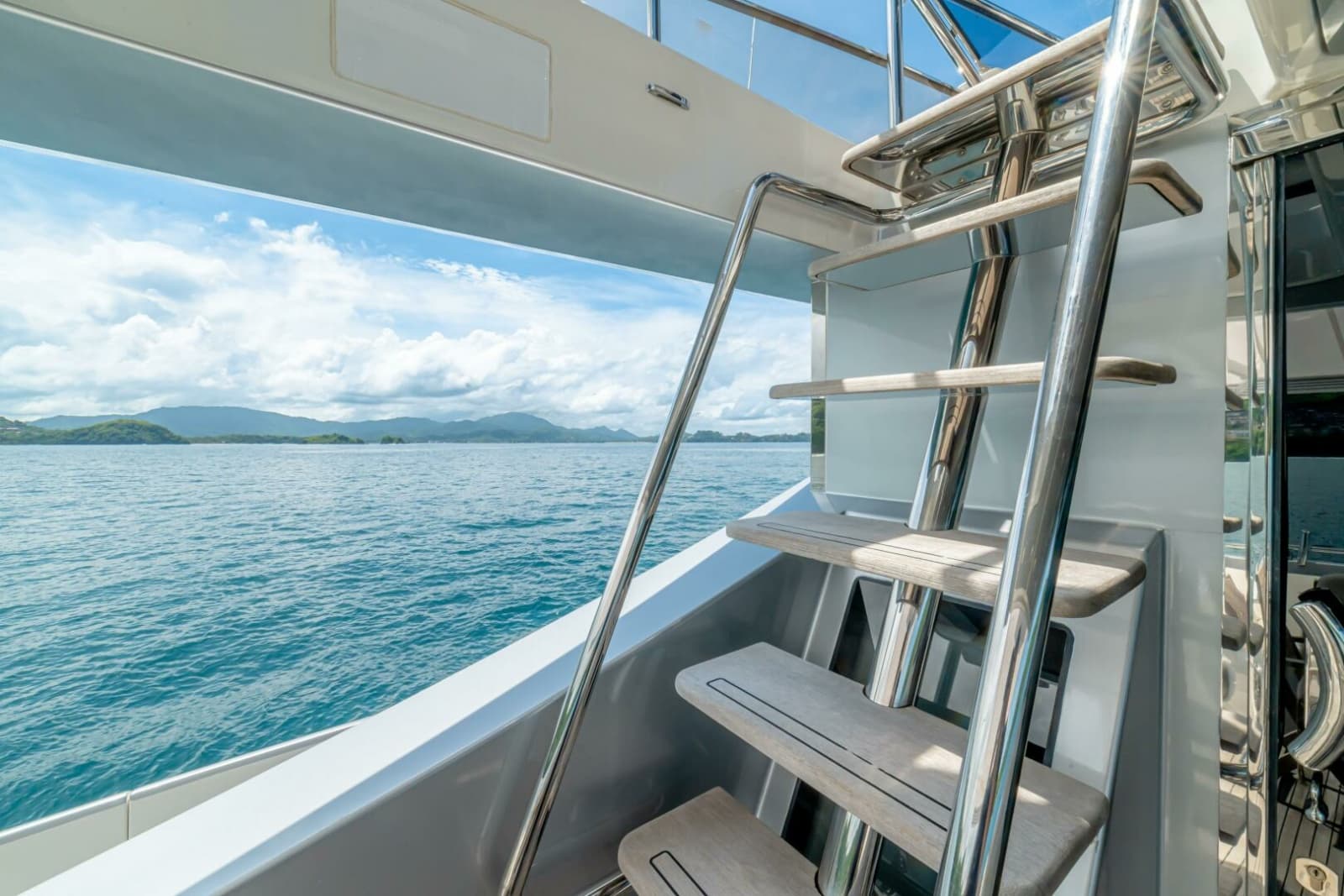 2017 Azimut 77S - Photo 31