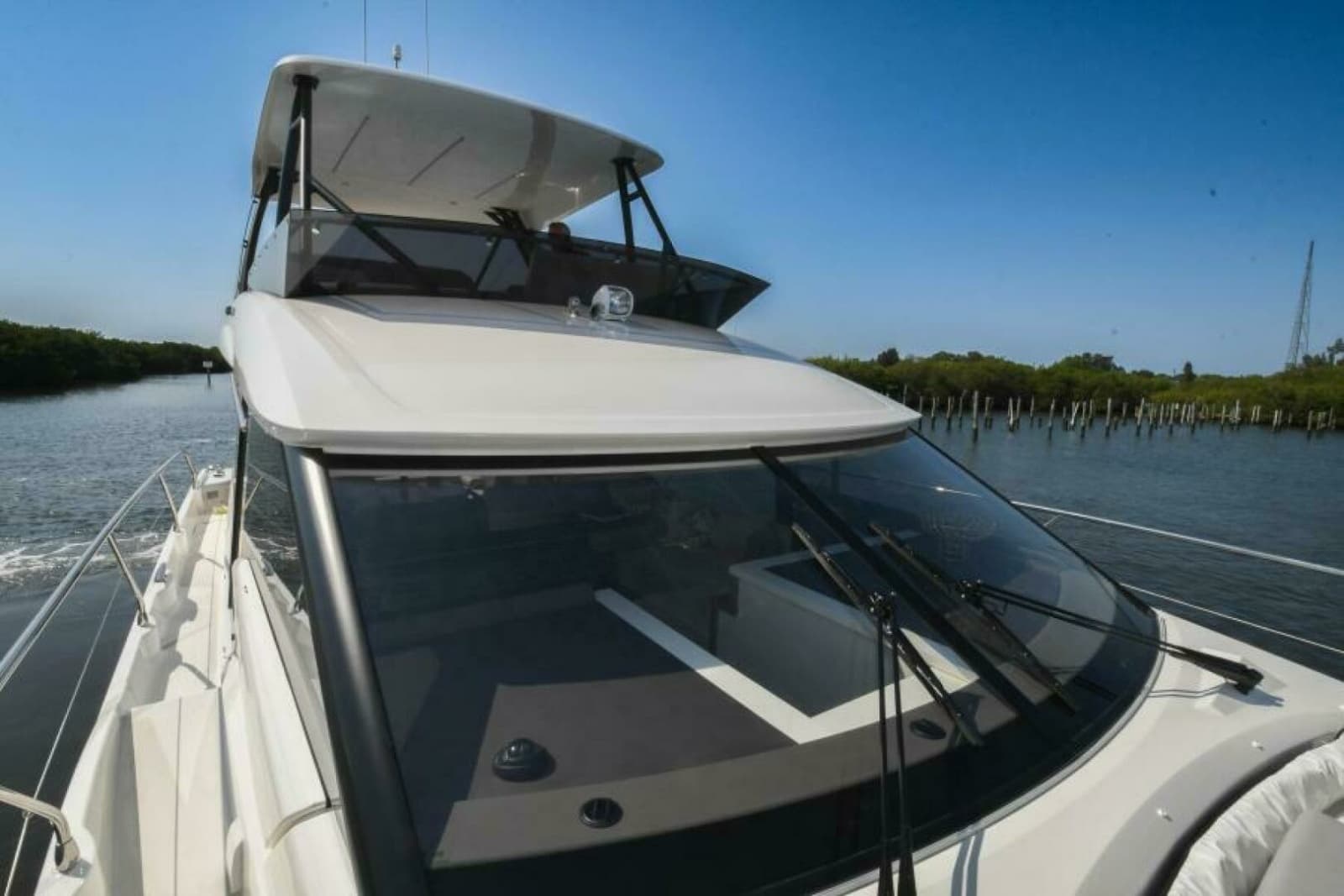 2023 Prestige 520 Flybridge - Photo 23