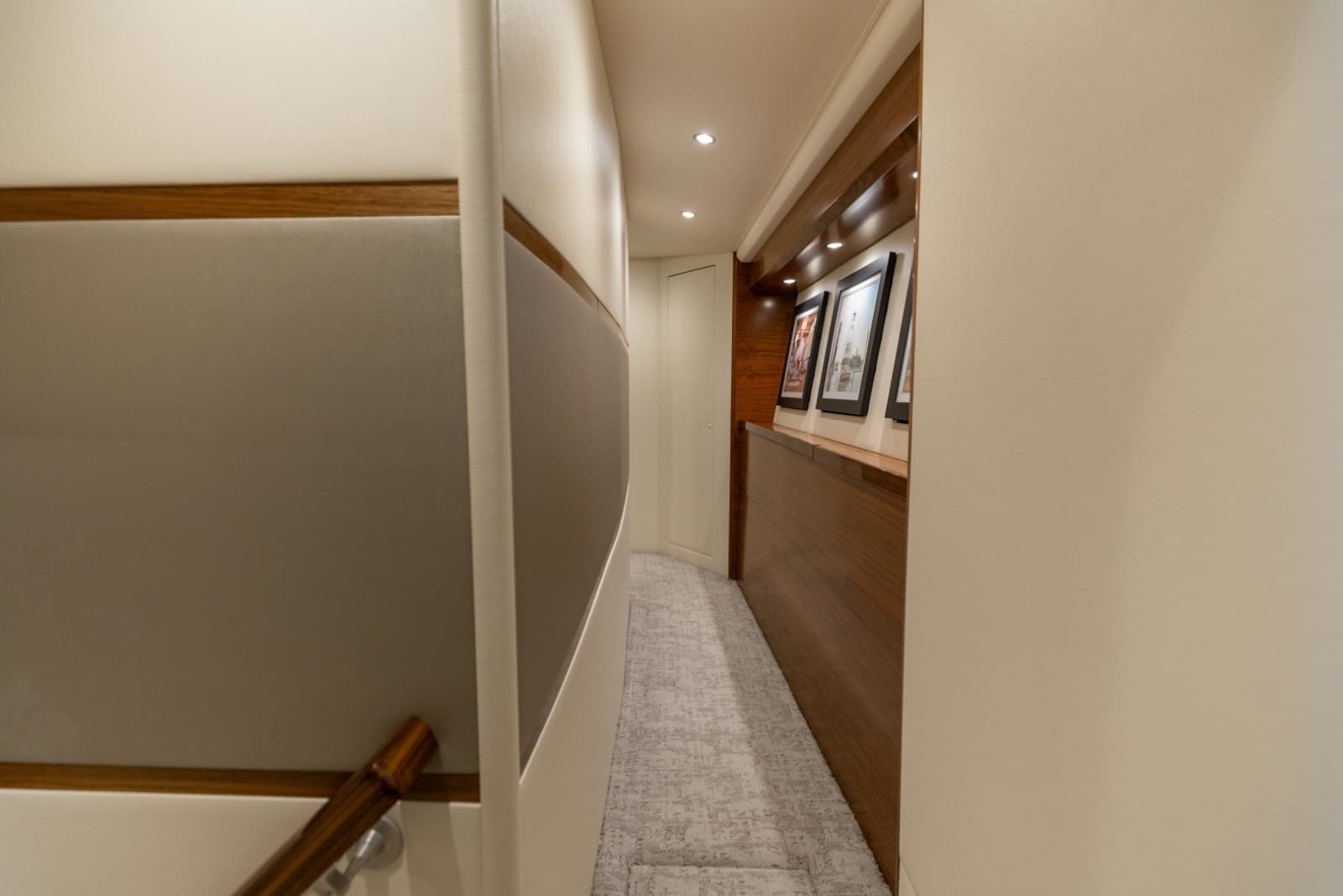 2023 Viking 72 Convertible - Photo 26