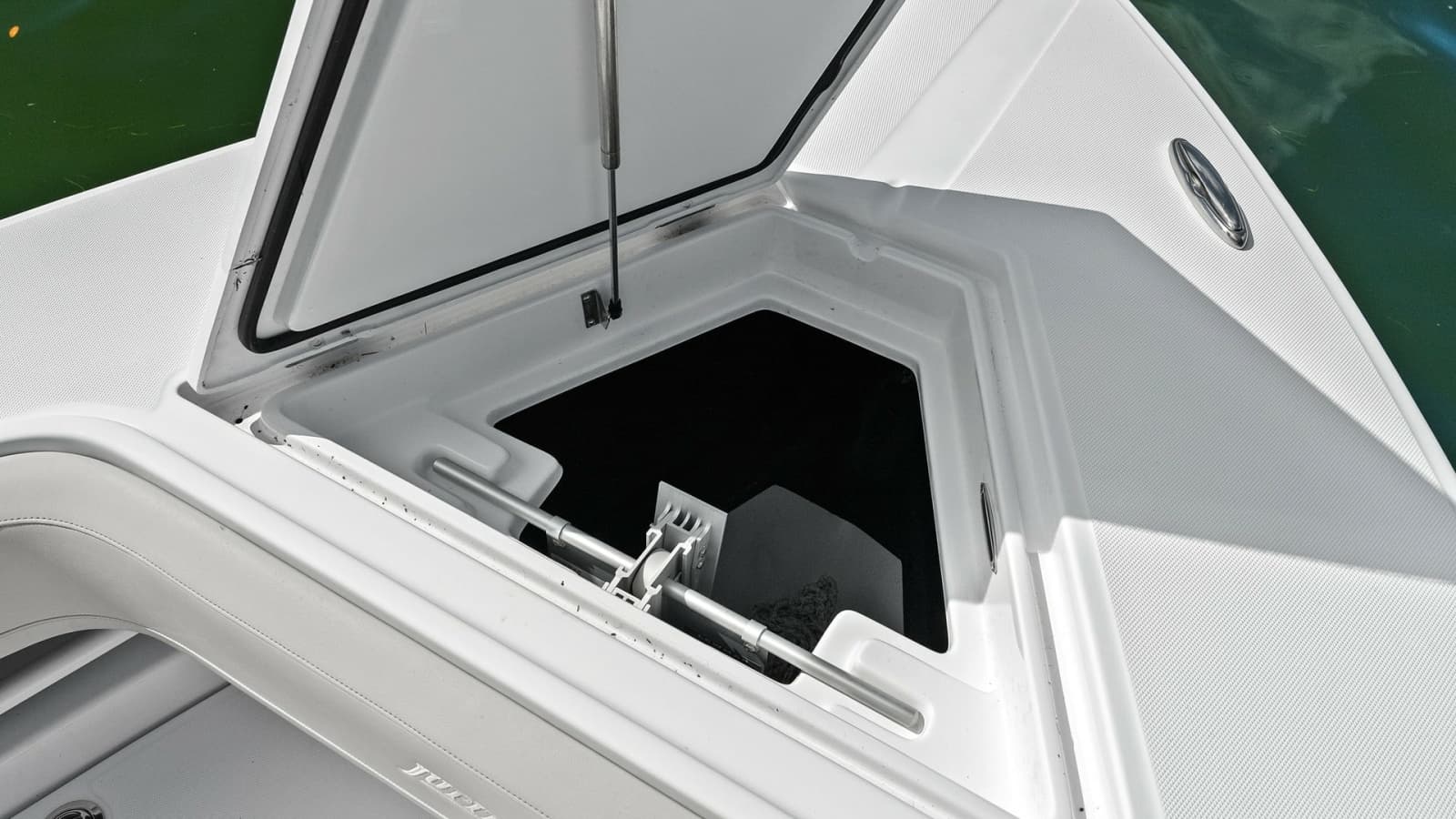 2025 Jupiter 30 HFS - Photo 20