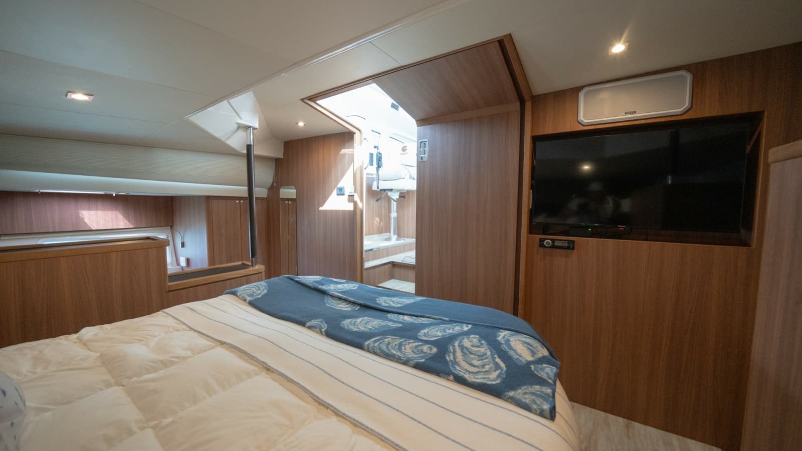 2021 Aquila 44 Motor Yacht - Photo 28