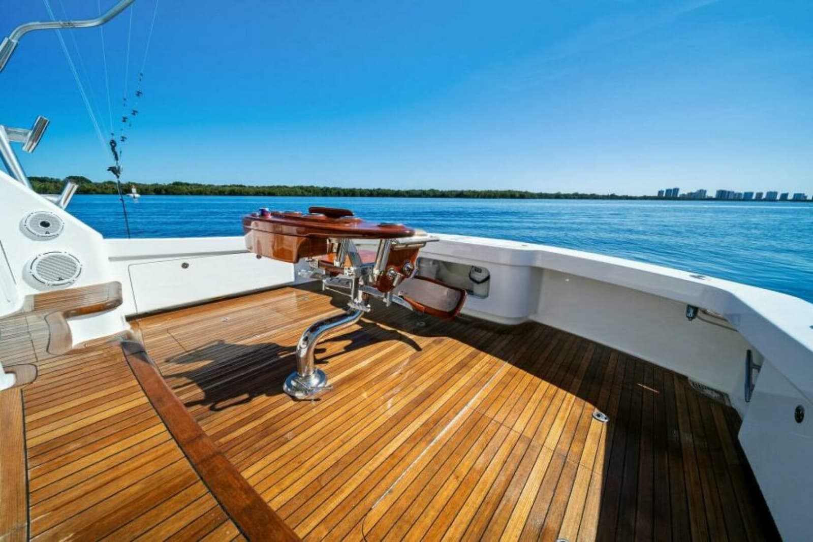 2016 Viking 55 Convertible - Photo 28