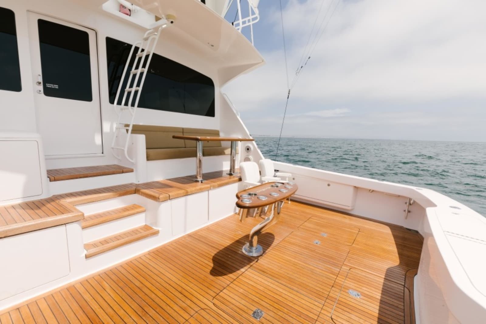 2006 Viking 74 Enclosed Bridge - Photo 52