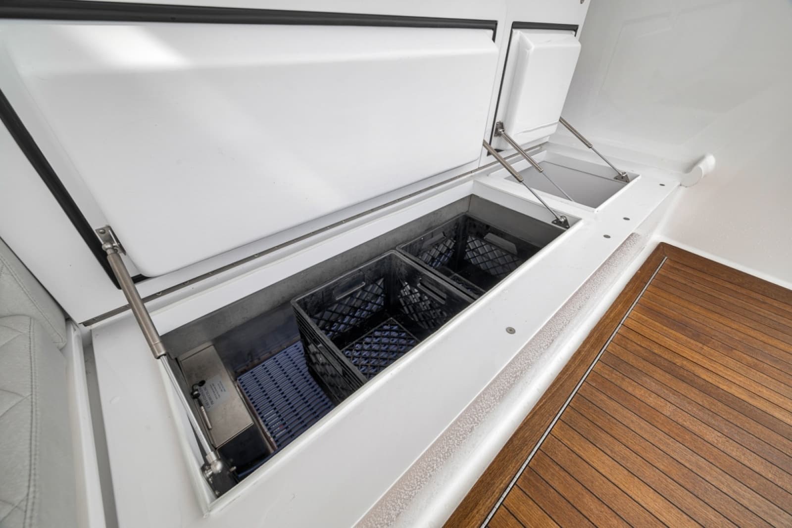 2021 Weaver 75 Convertible - Photo 47