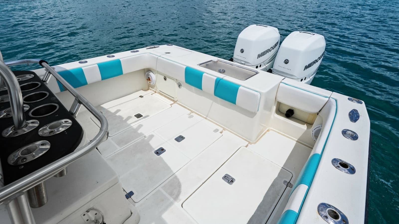 2015 SeaVee 320Z - Photo 31