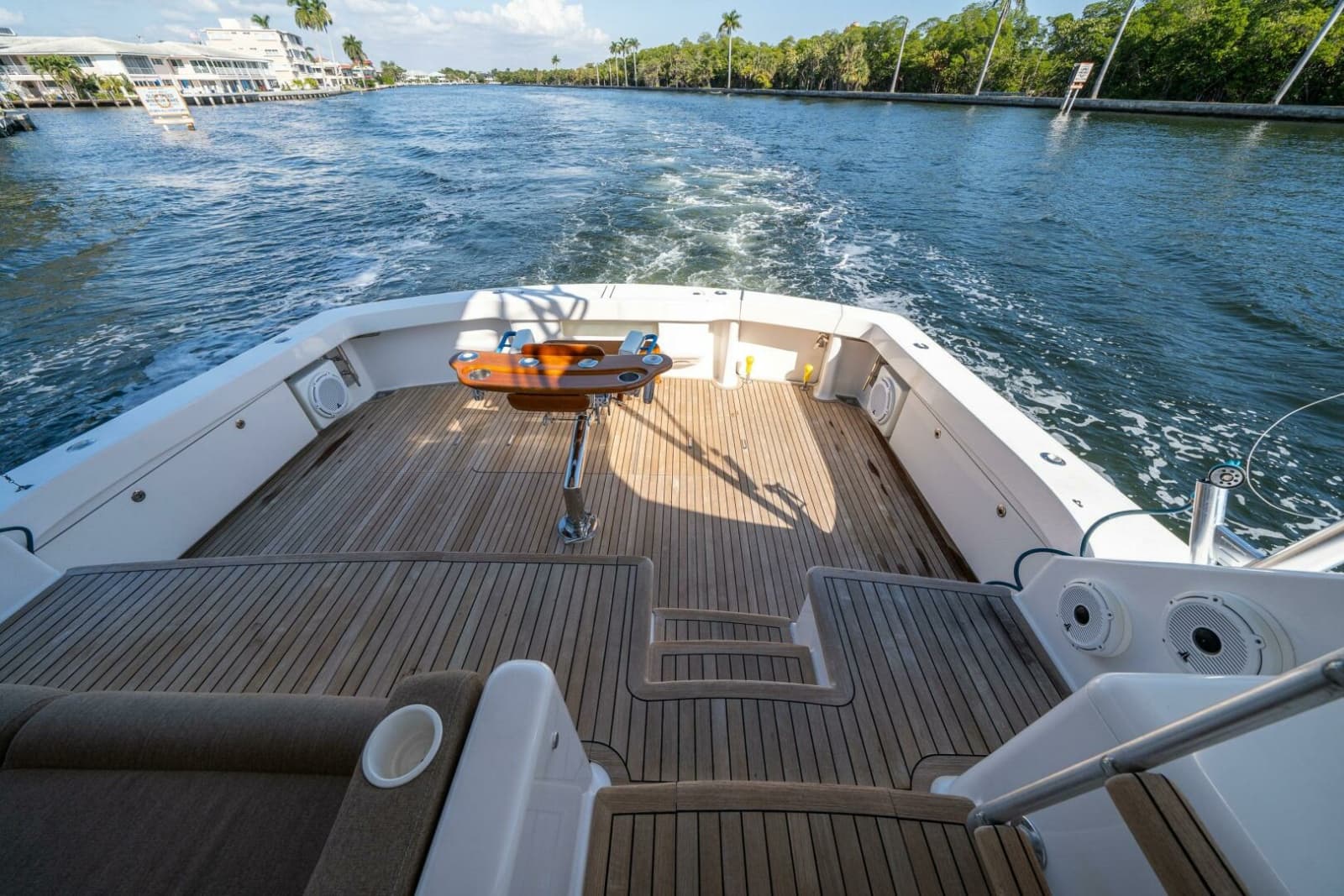2006 Viking 68 Convertible - Photo 53