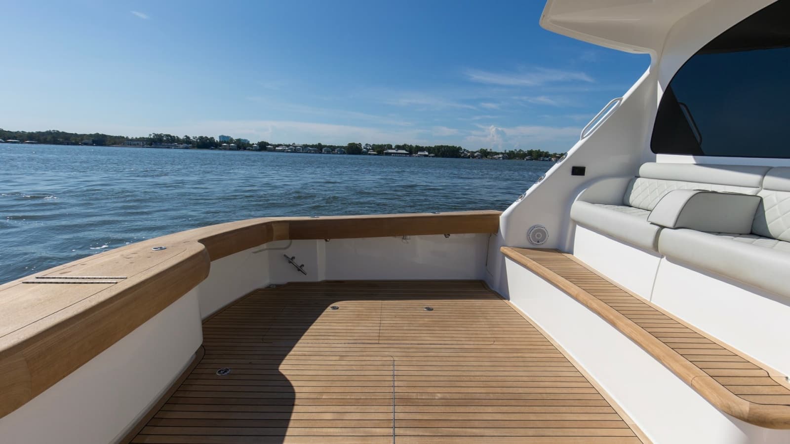2024 Viking 54 Convertible - Photo 34