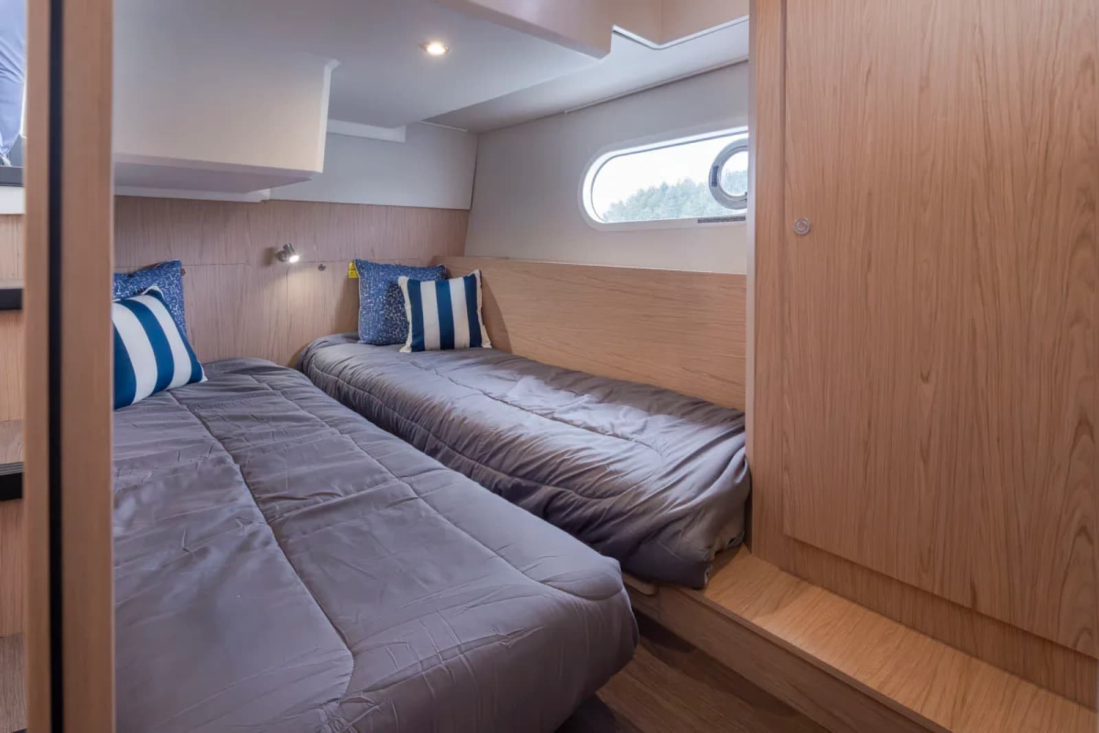 2022 Beneteau Swift Trawler 41 - Photo 32