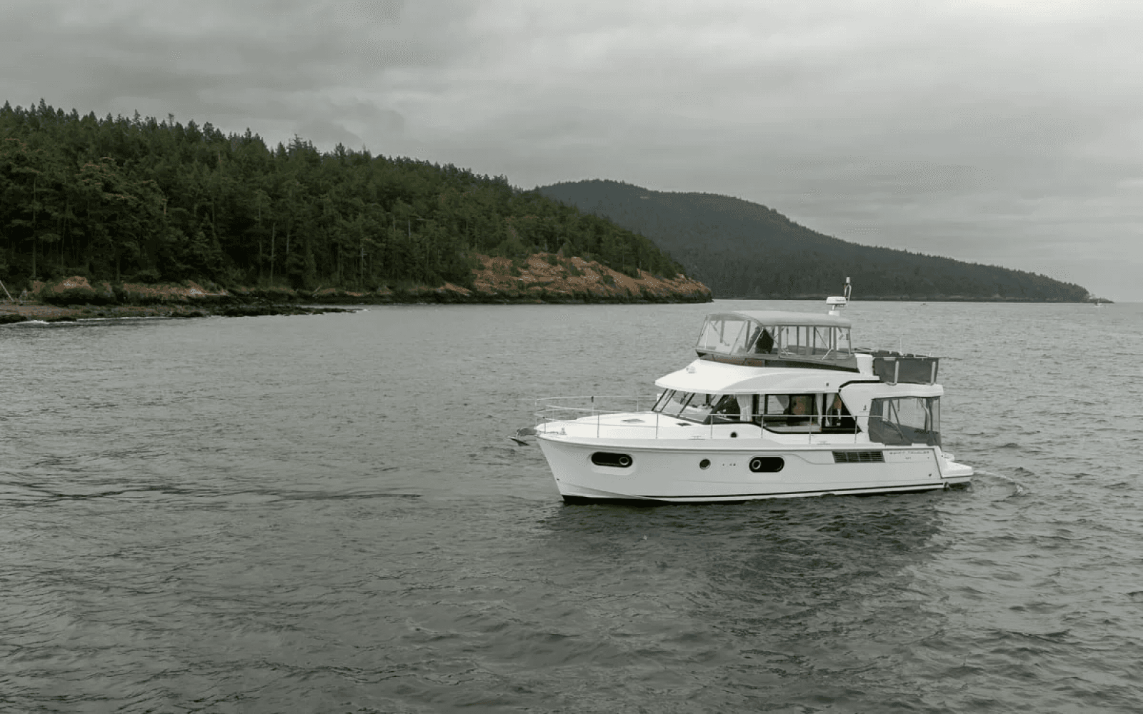 2022 Beneteau Swift Trawler 41 - Photo 39