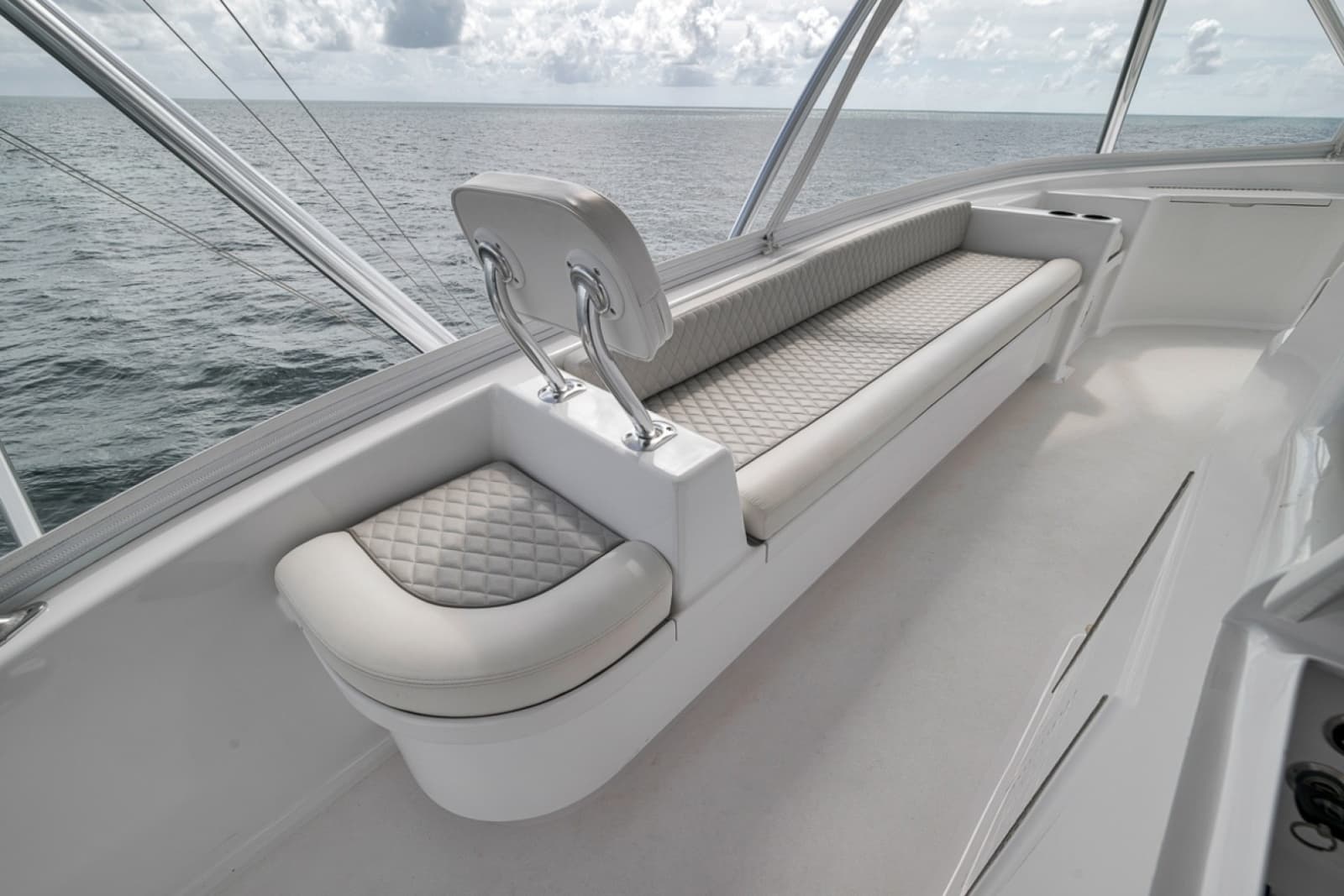 2021 Weaver 75 Convertible - Photo 37