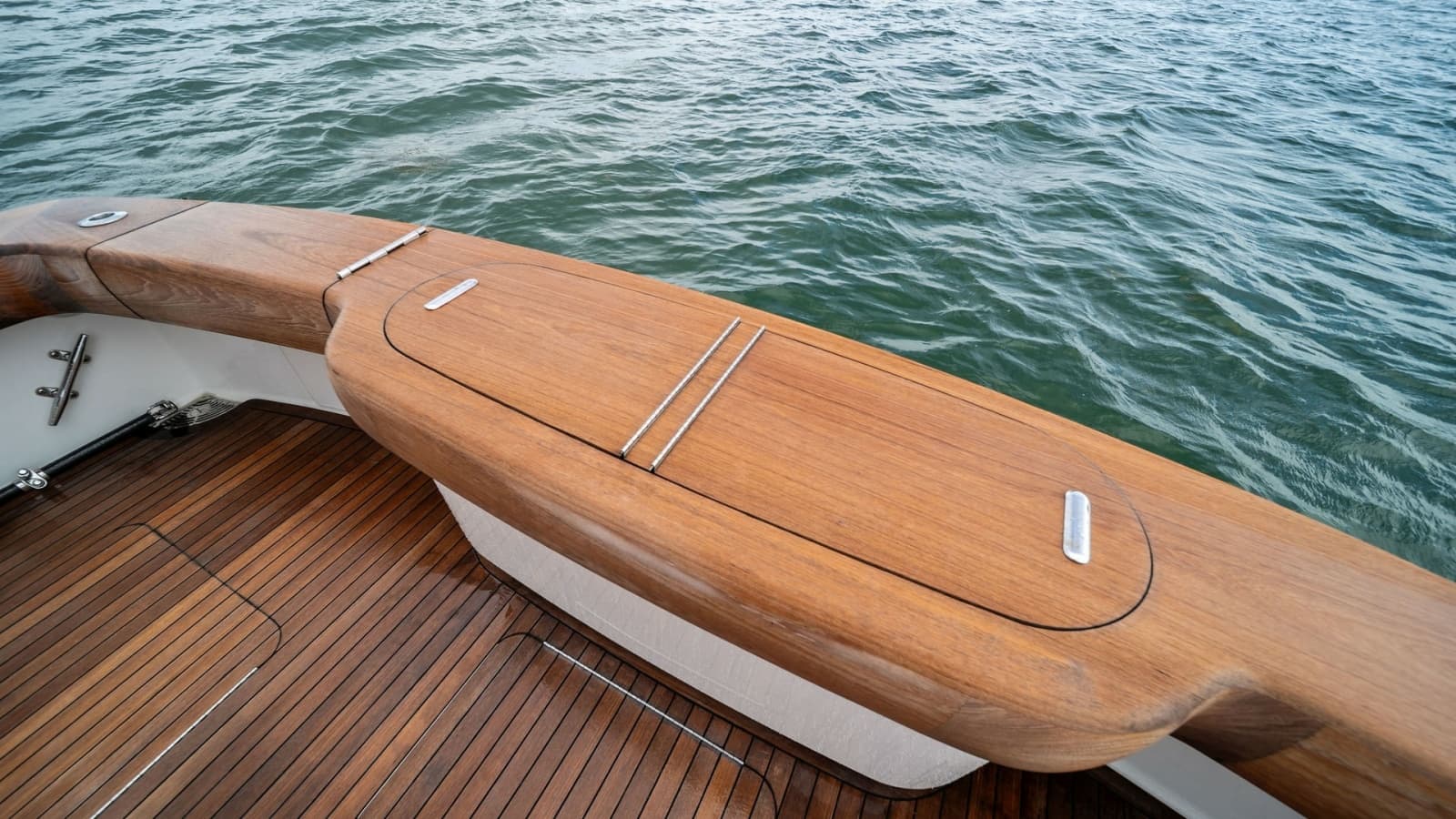 2015 Viking 55 Convertible - Photo 15