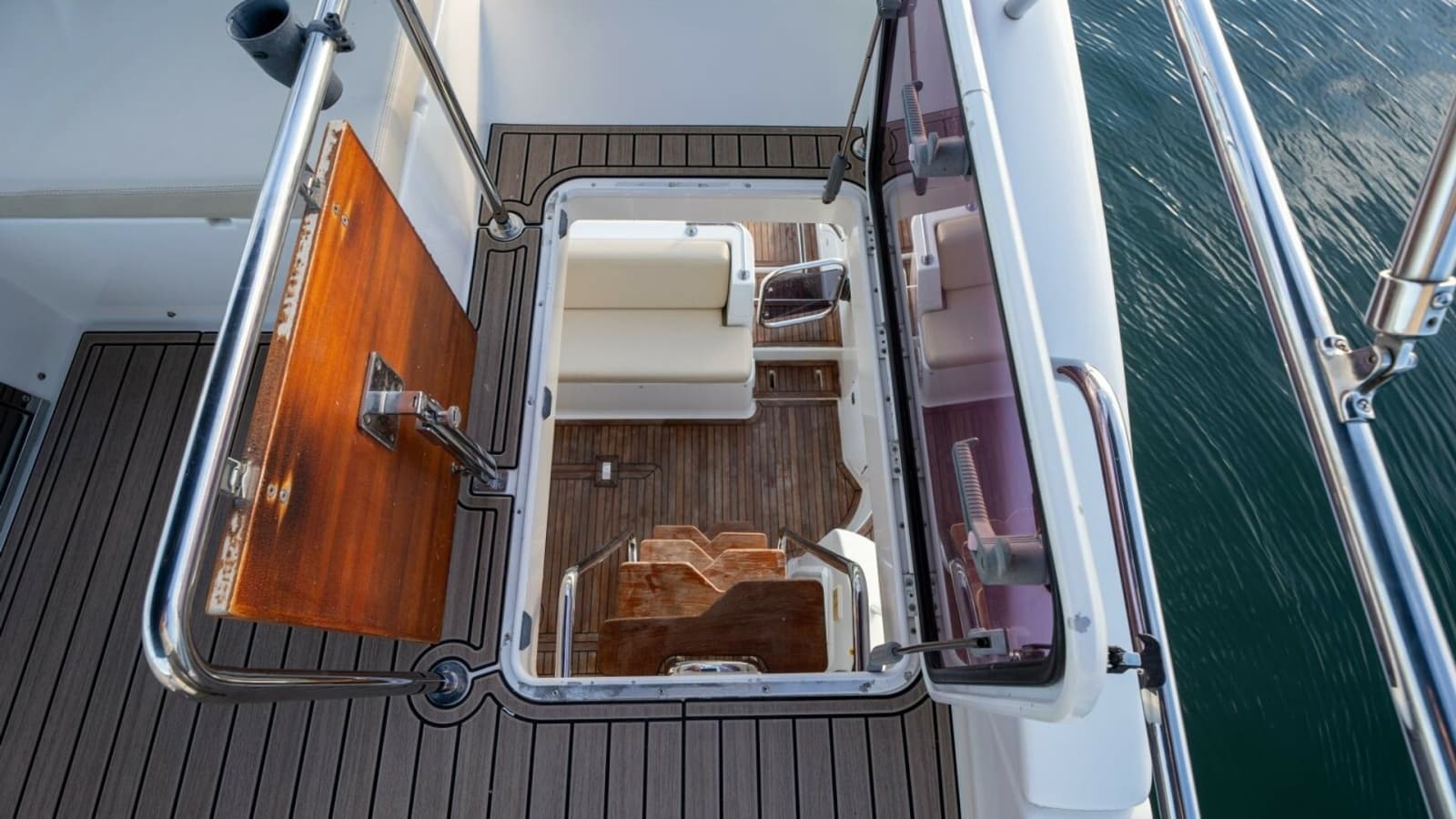 2013 Azimut 40 Flybridge - Photo 68
