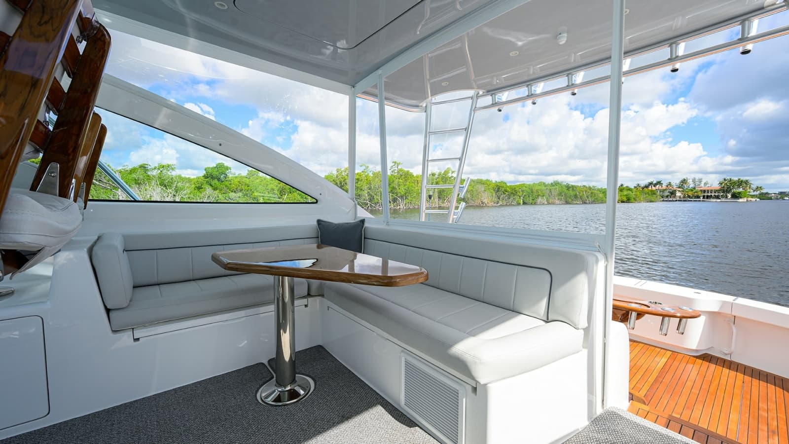 2022 Viking 44 Open - Photo 29