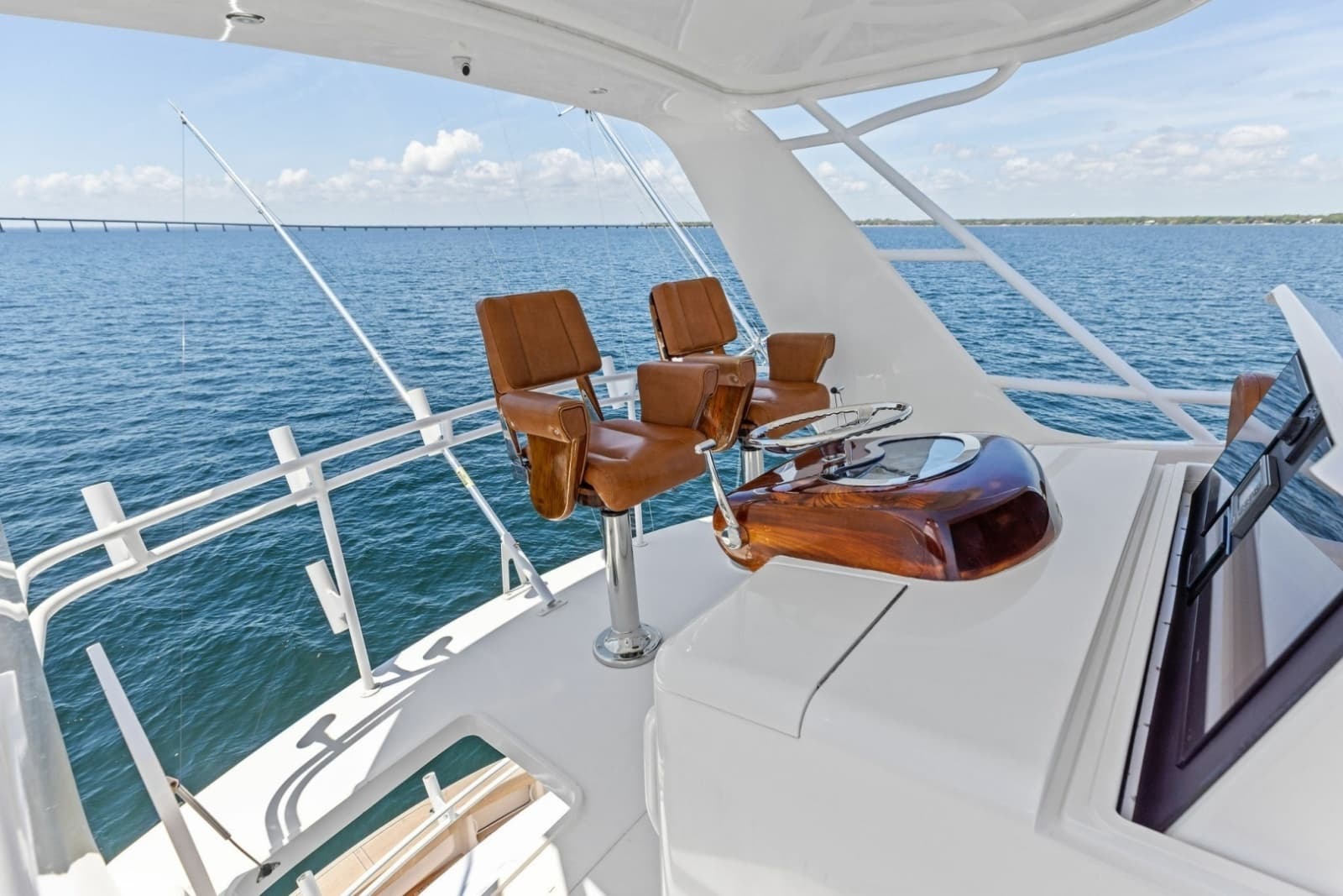 2008 Viking 68 Skybridge - Photo 11