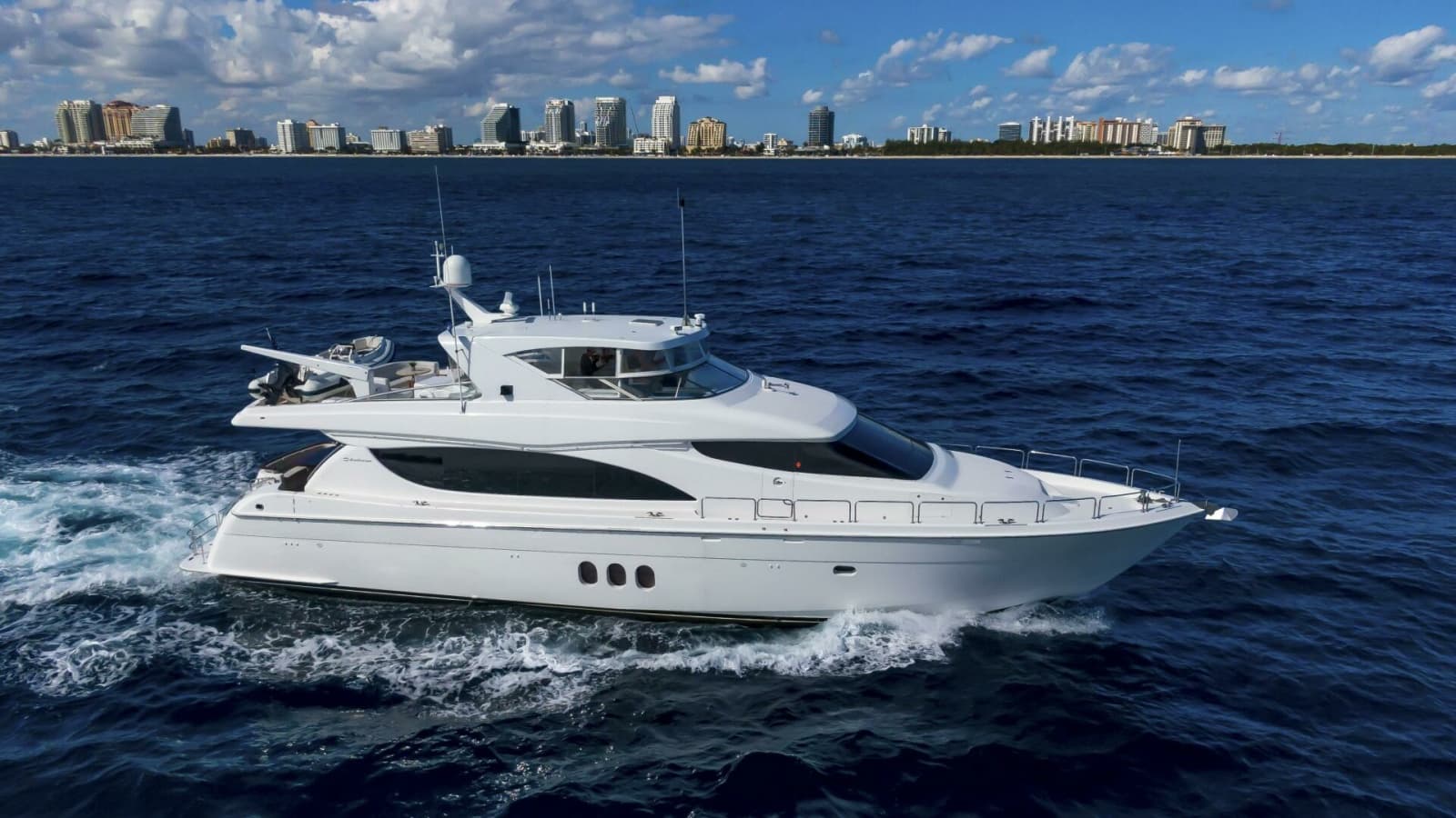 2007 Hatteras 80 - Photo 2