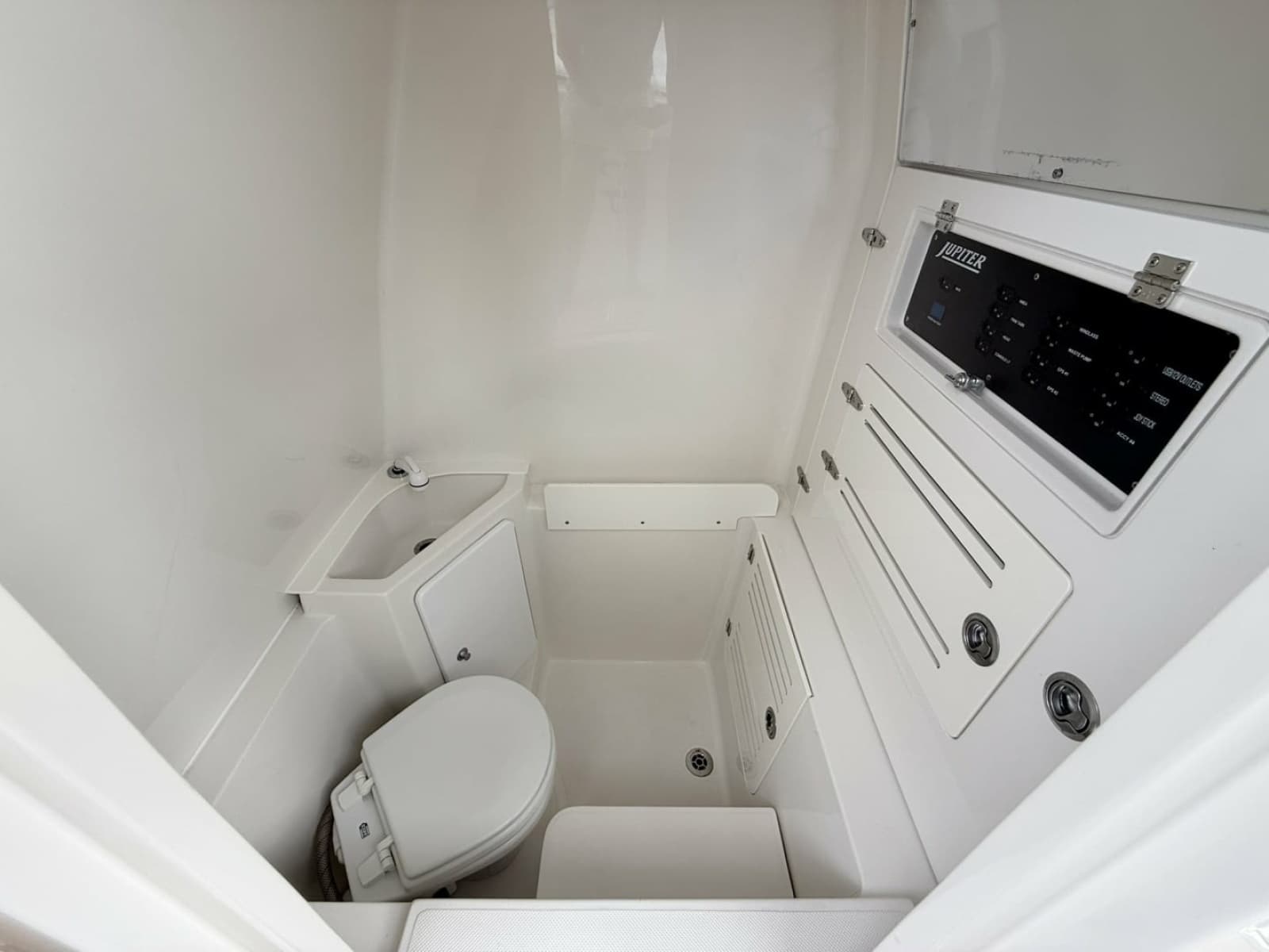 2020 Jupiter 38HFS - Photo 18