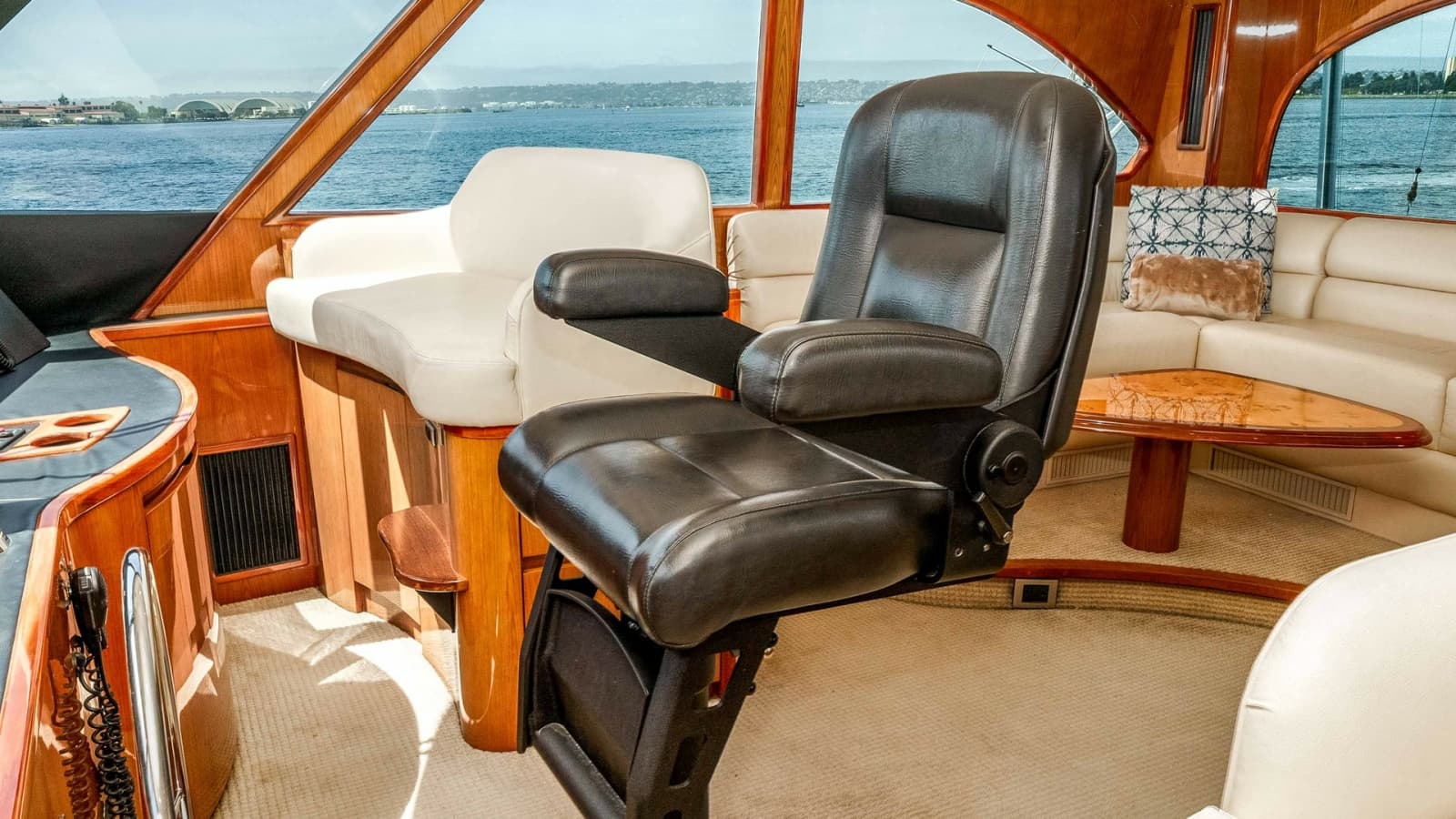 2014 Viking 76 Enclosed Bridge Sportfisher - Photo 21