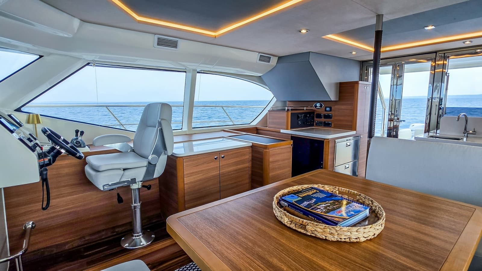 2023 Aquila 44 Catamaran - Photo 9