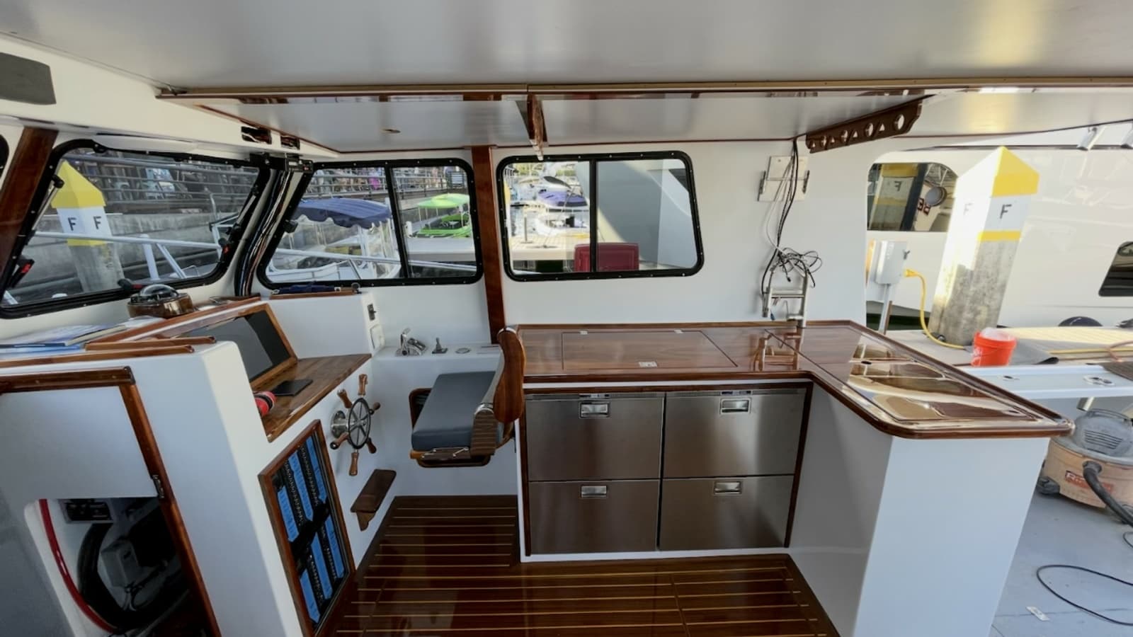 2019 Donelle 35 Flybridge Sportfish - Photo 13