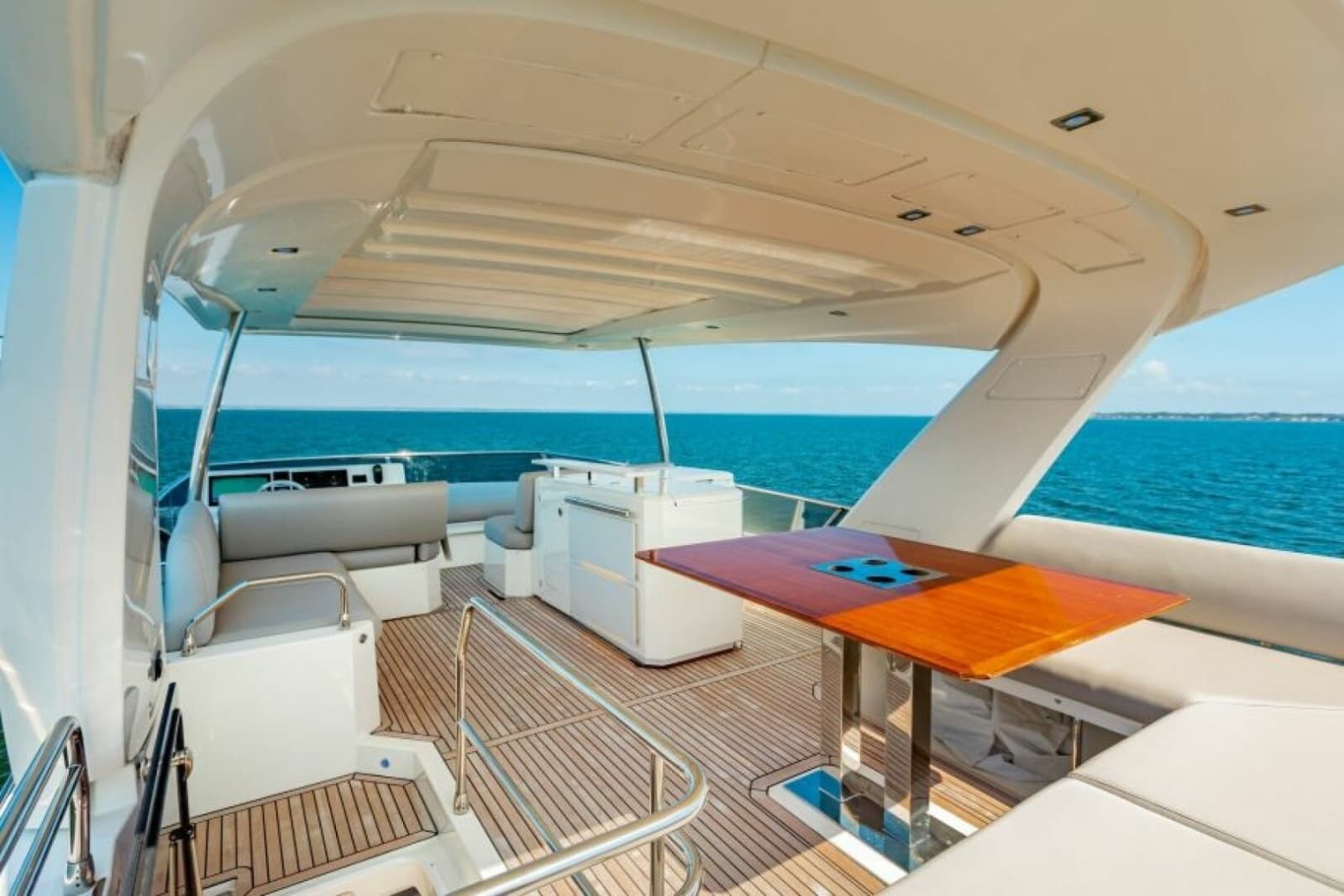 2020 Prestige 630 Flybridge - Photo 46