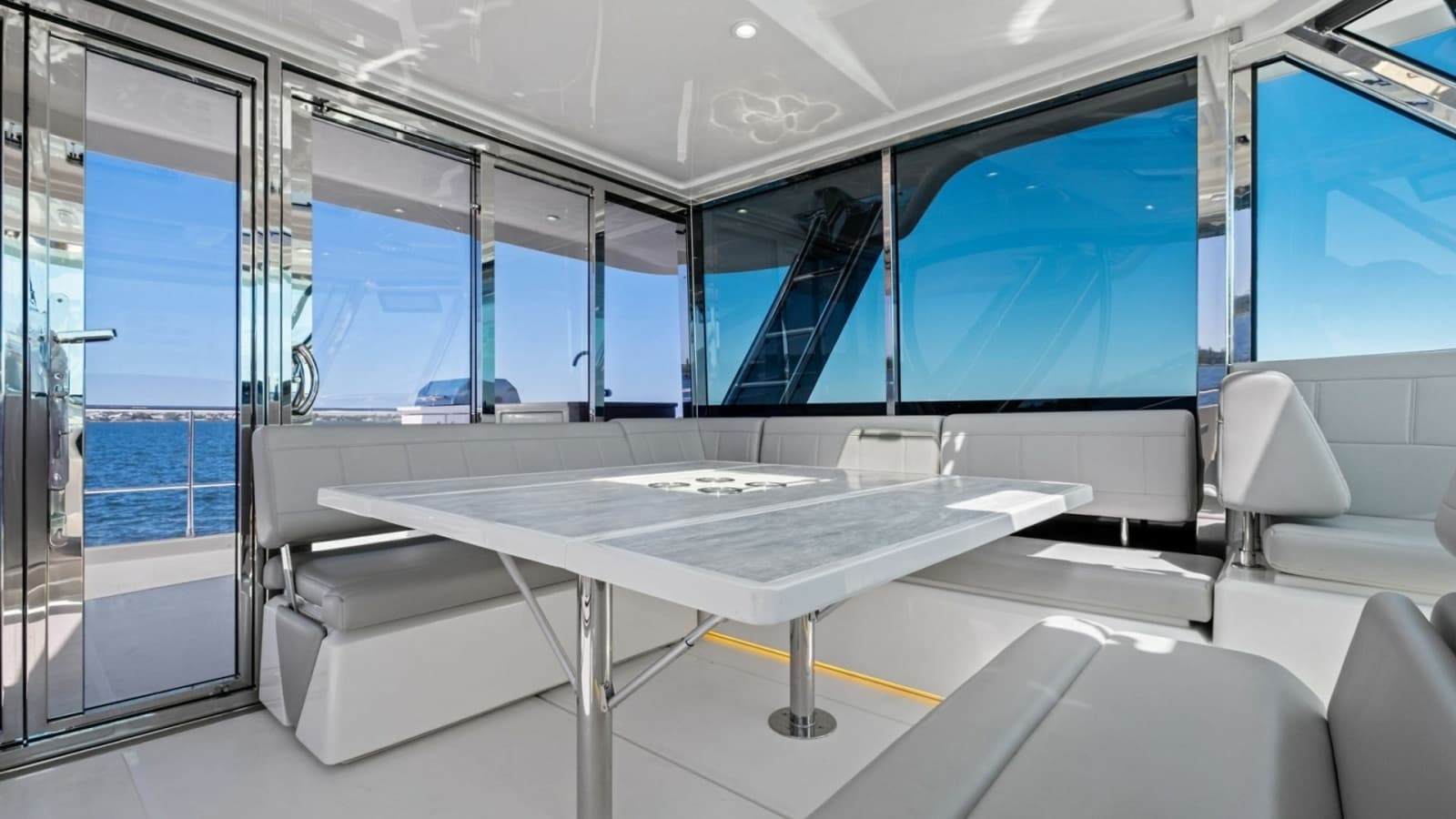 2022 Aquila 54 Yacht - Photo 43